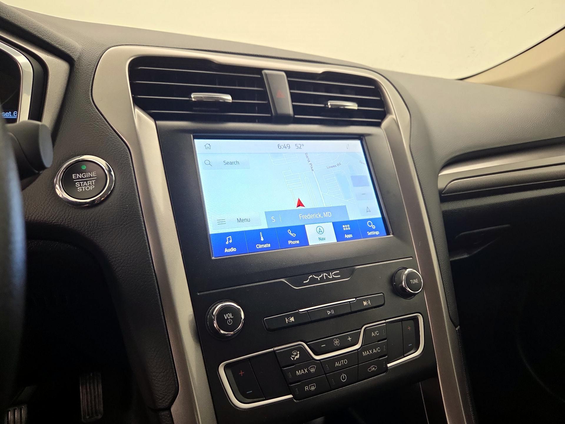 Thumbnail: 2020 Ford Fusion - 14