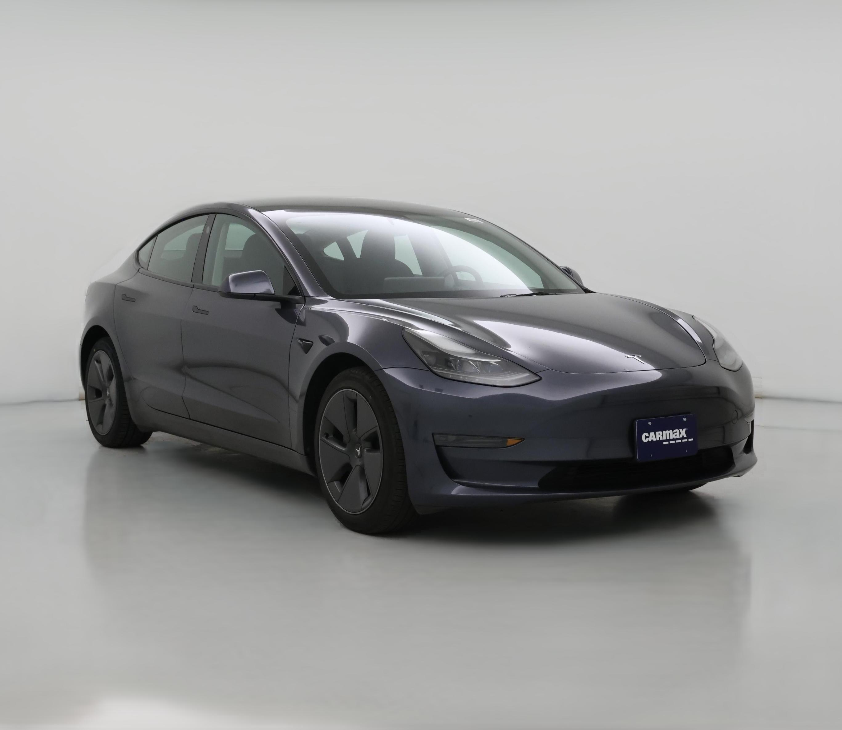 Thumbnail: 2023 Tesla Model 3 - 1