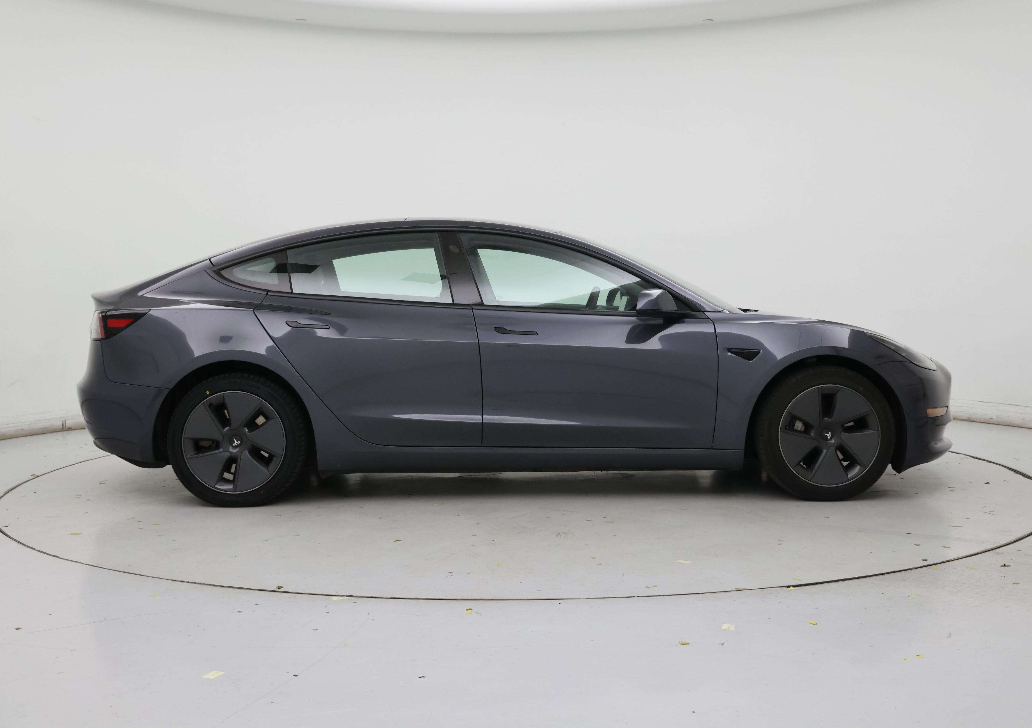 Thumbnail: 2023 Tesla Model 3 - 7