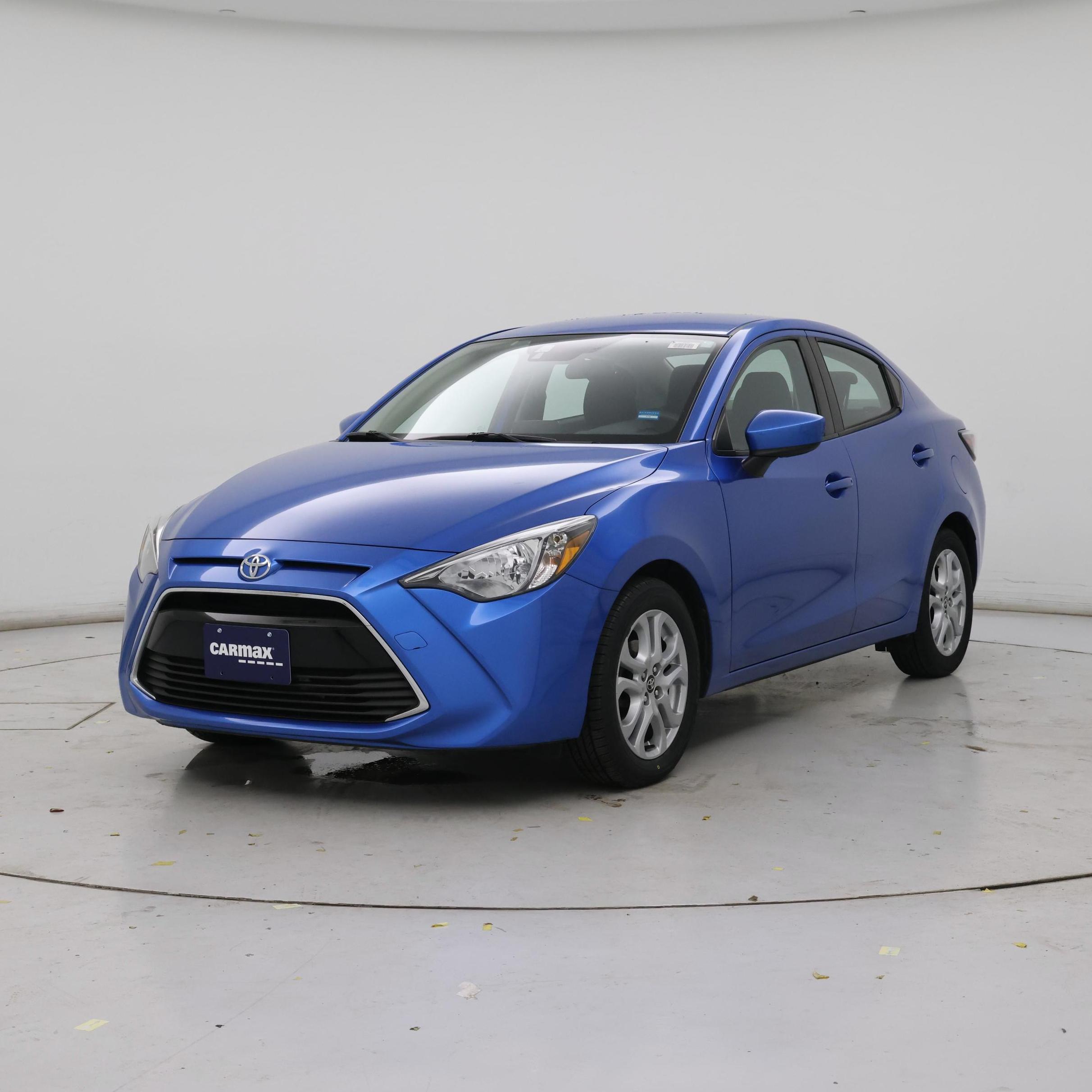 Thumbnail: 2017 Toyota Yaris iA - 4