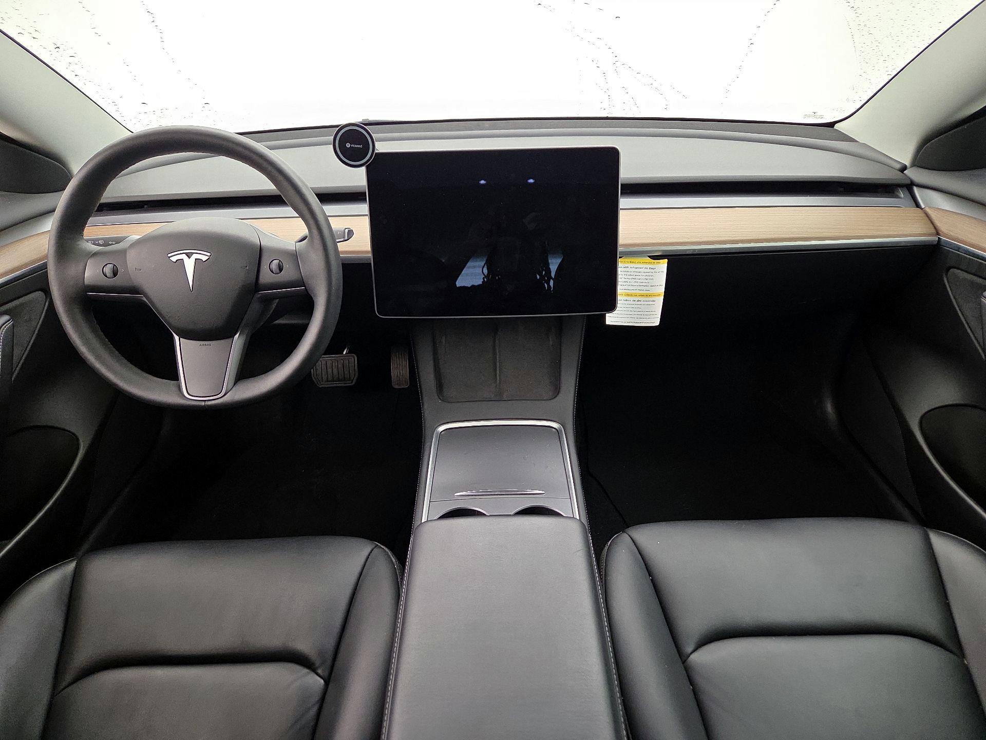 Thumbnail: 2022 Tesla Model 3 - 9