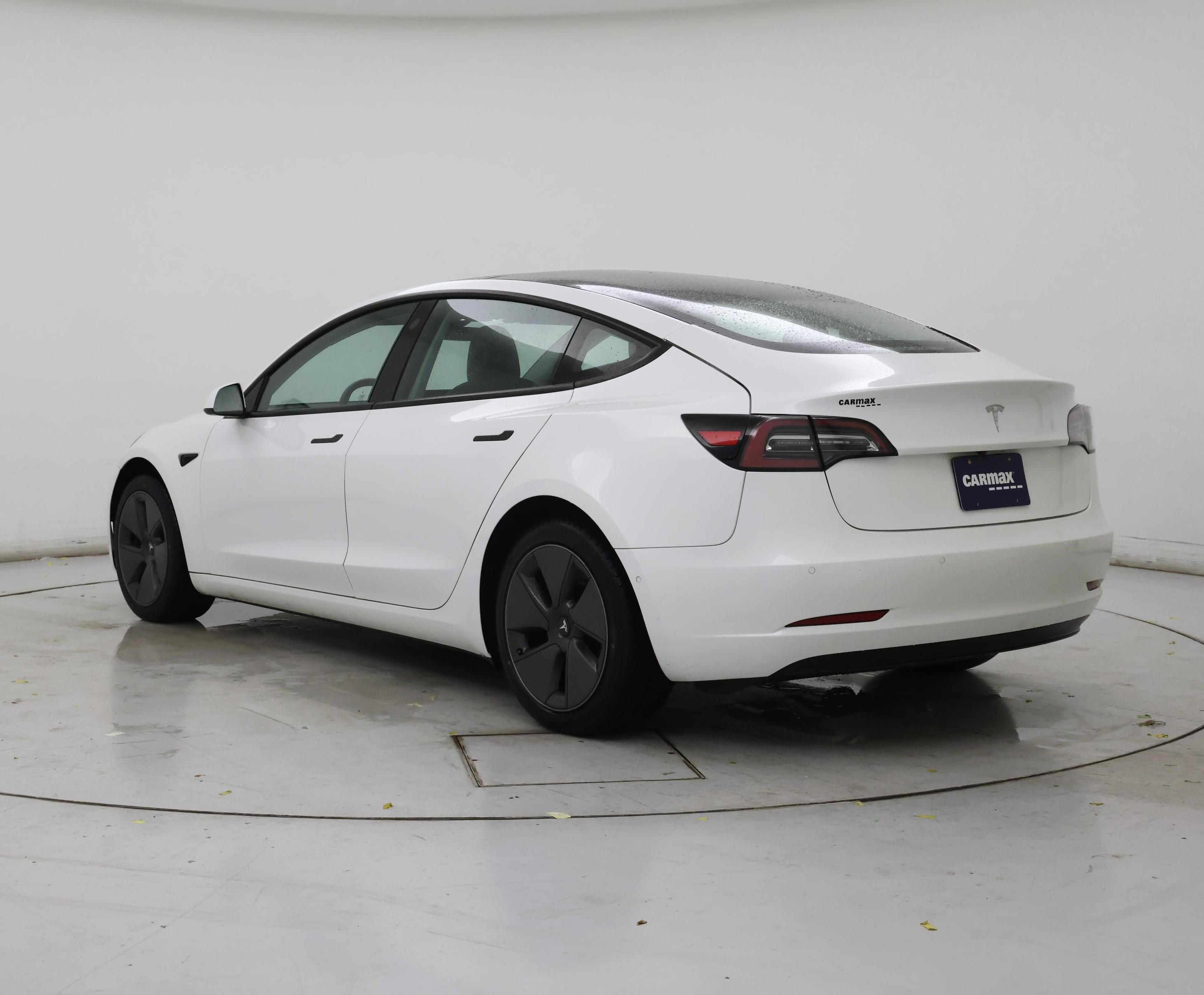 Thumbnail: 2022 Tesla Model 3 - 2