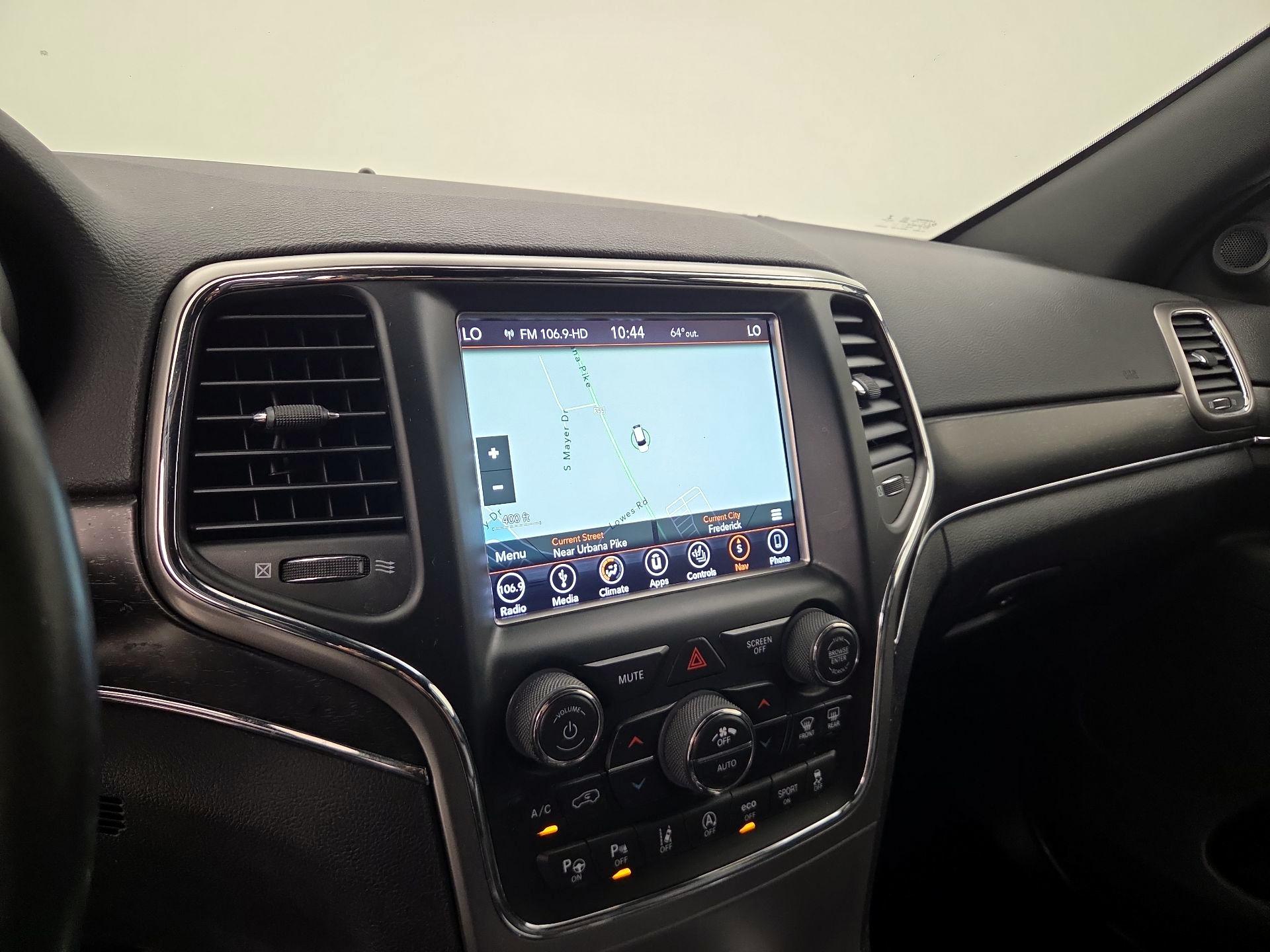 Thumbnail: 2018 Jeep Grand Cherokee - 14