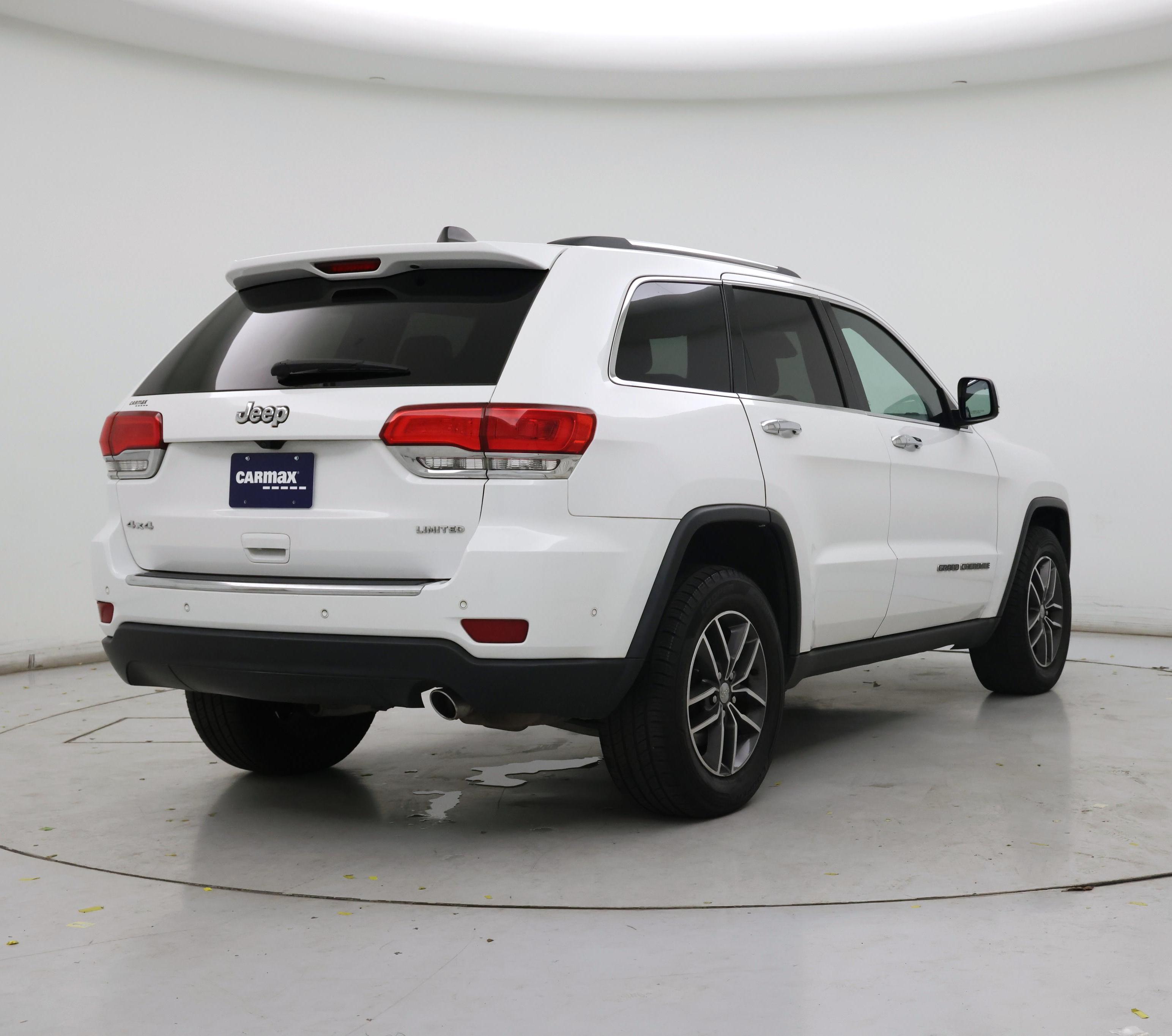 Thumbnail: 2018 Jeep Grand Cherokee - 8