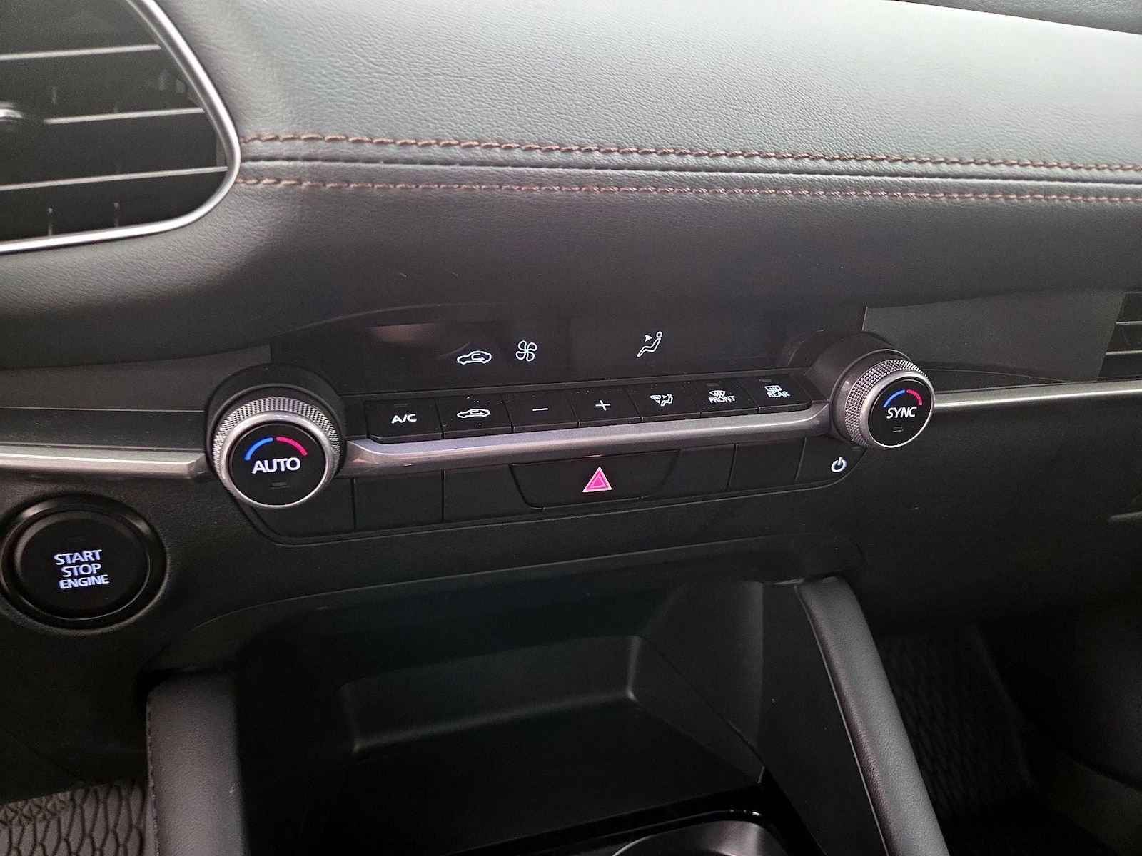 2024 Mazda Mazda3 Select Sport - Photo 17