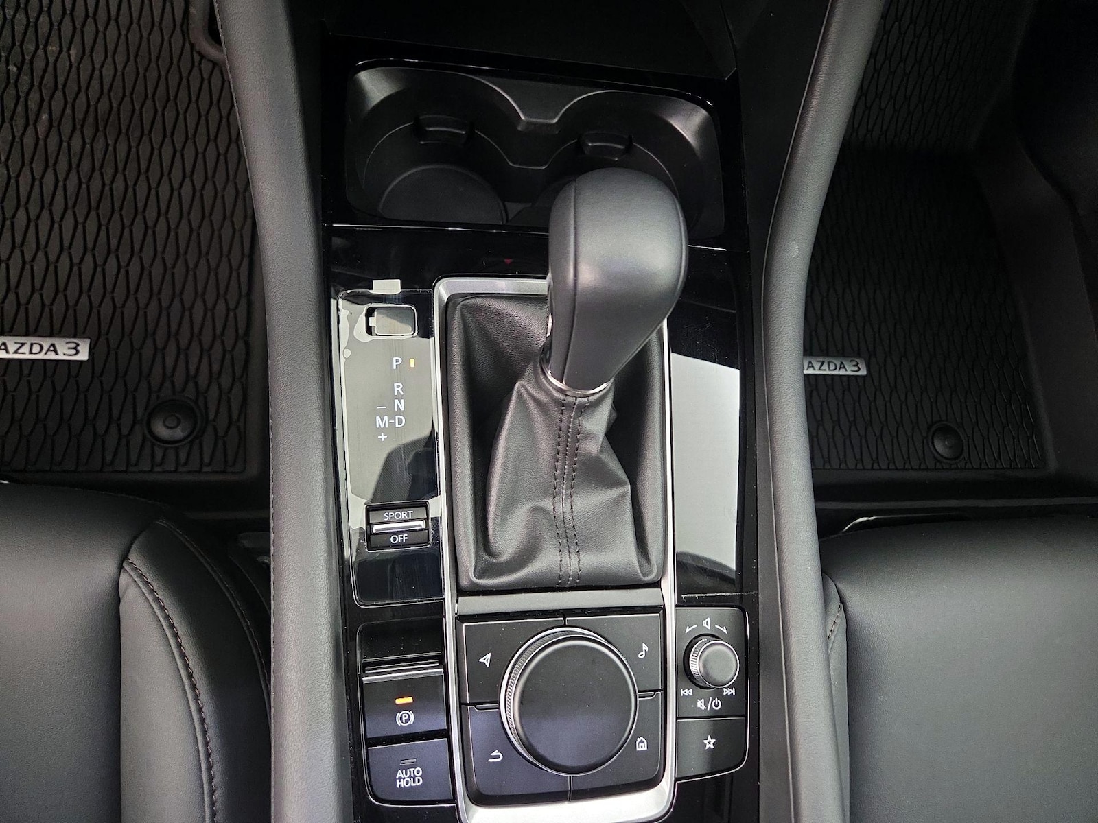2024 Mazda Mazda3 Select Sport - Photo 18