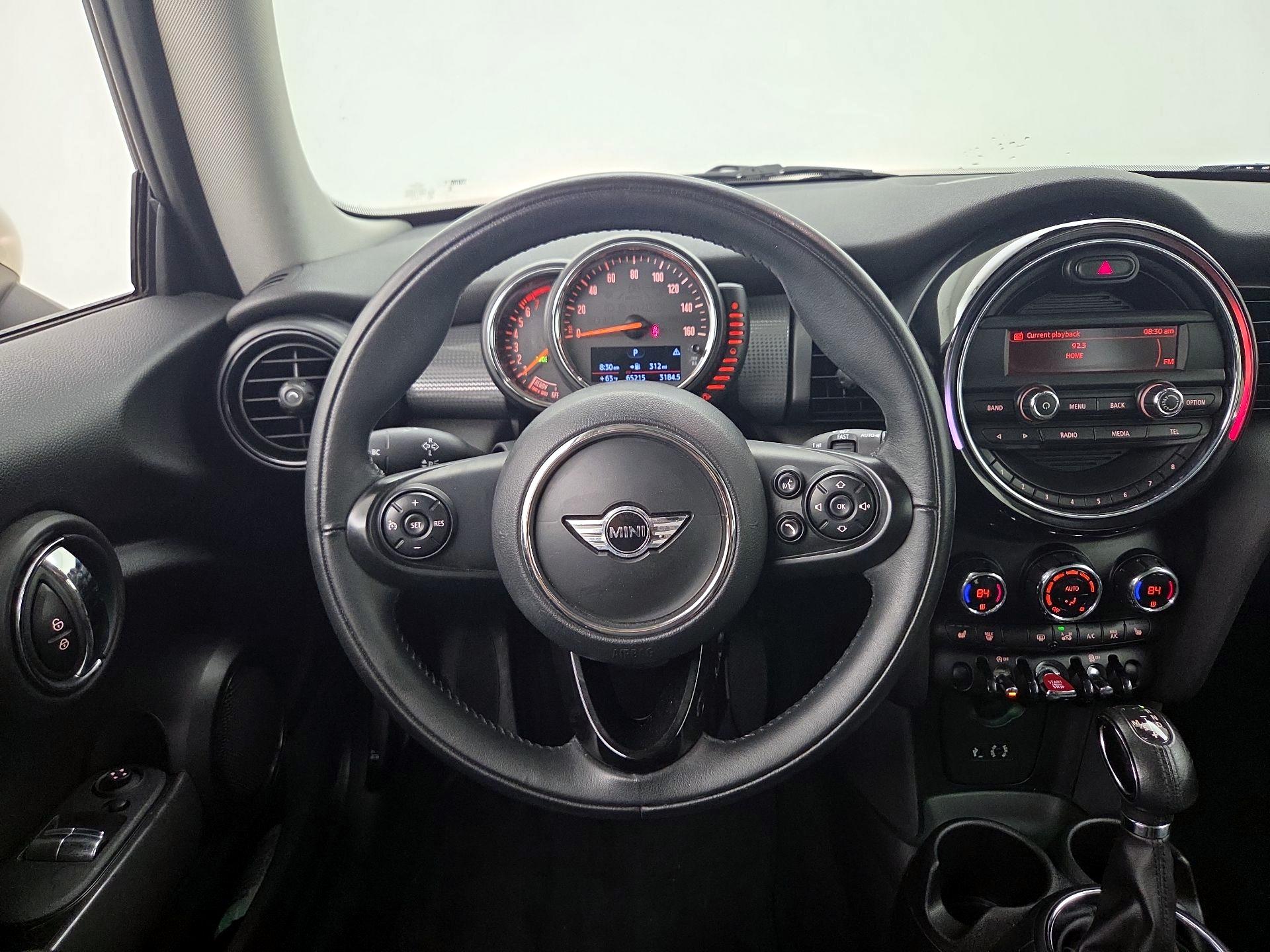 Thumbnail: 2015 MINI Cooper Hardtop - 10