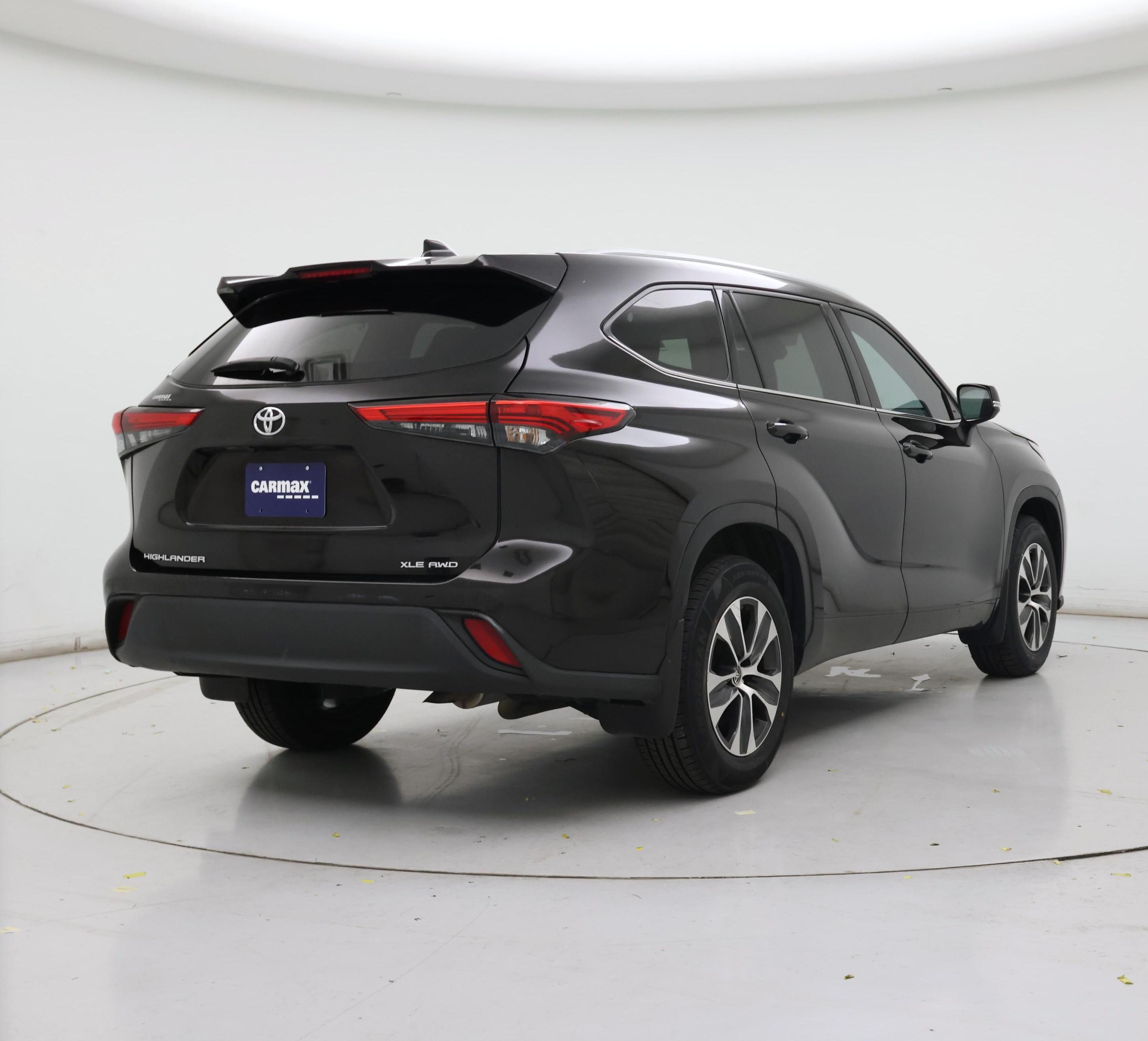 Thumbnail: 2022 Toyota Highlander - 8