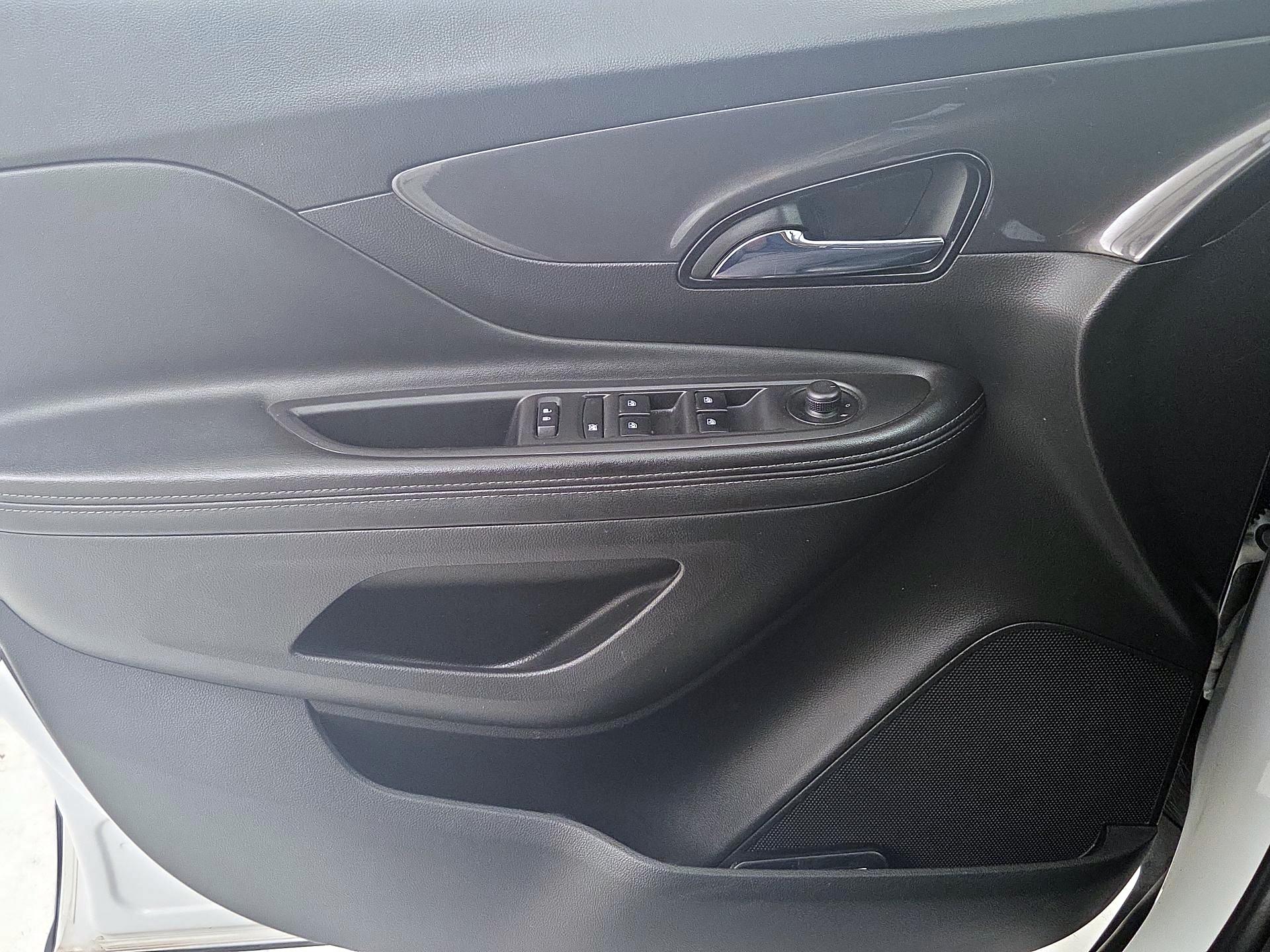 Thumbnail: 2020 Buick Encore - 12