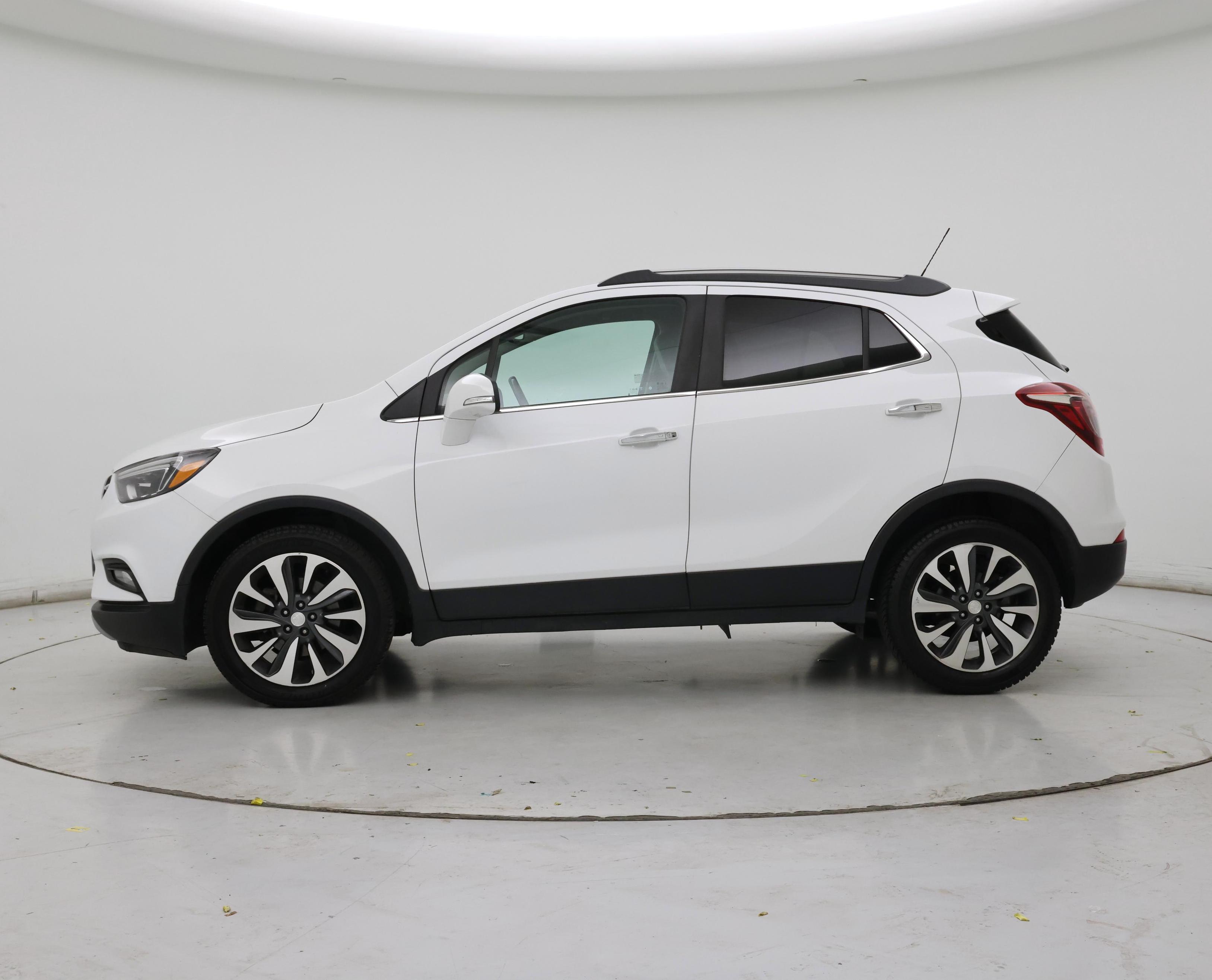 Thumbnail: 2020 Buick Encore - 3