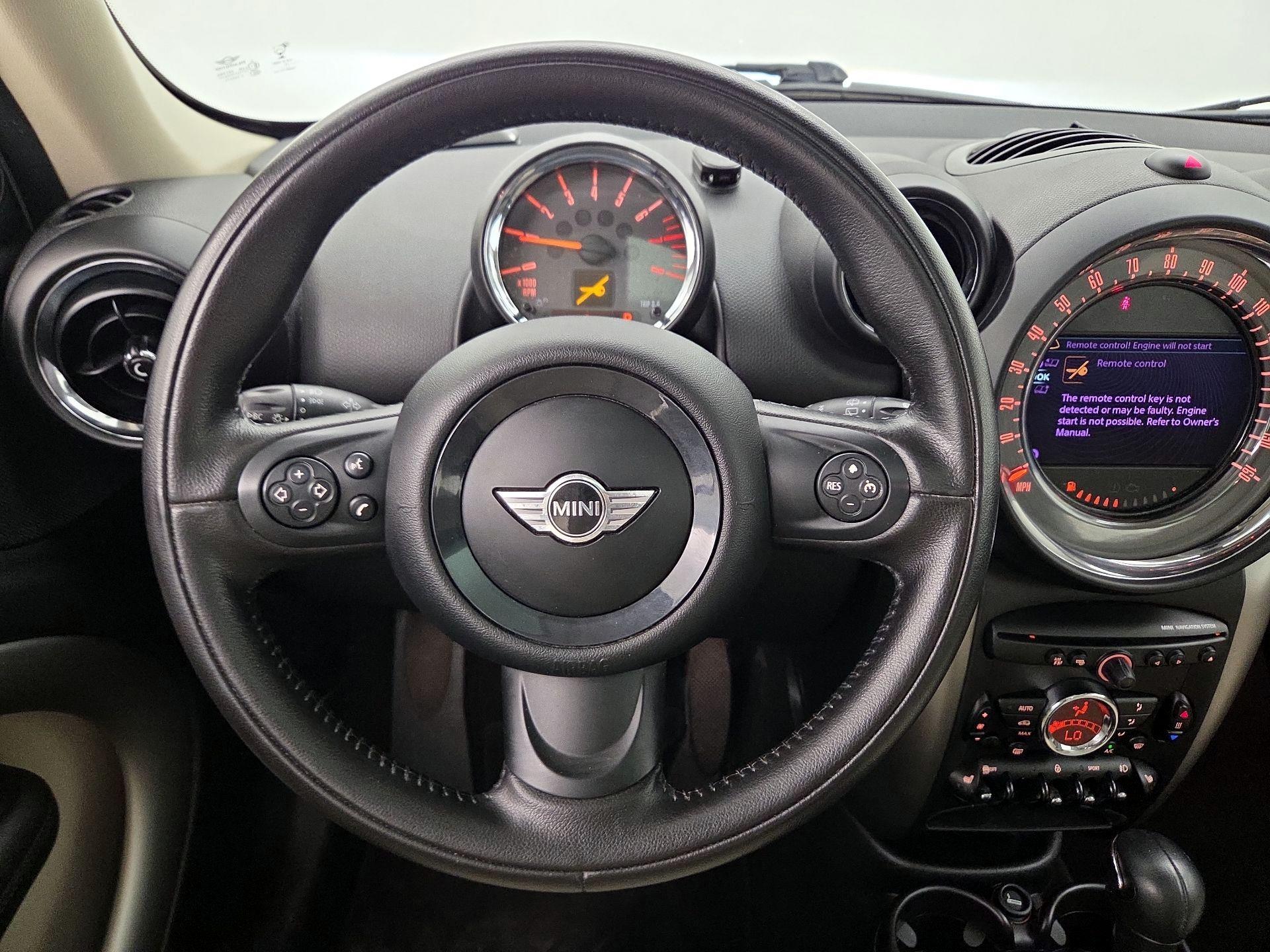 Thumbnail: 2016 MINI Cooper Countryman - 10