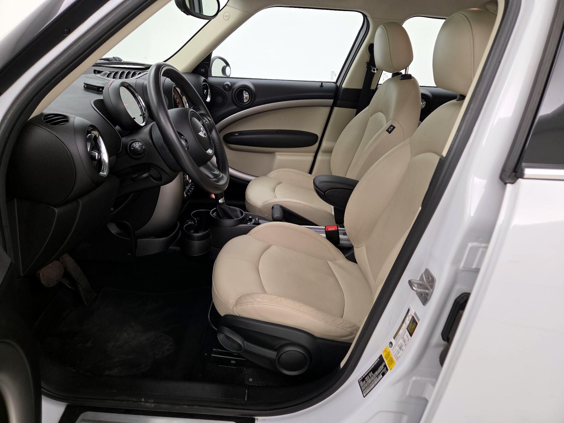 Thumbnail: 2016 MINI Cooper Countryman - 11
