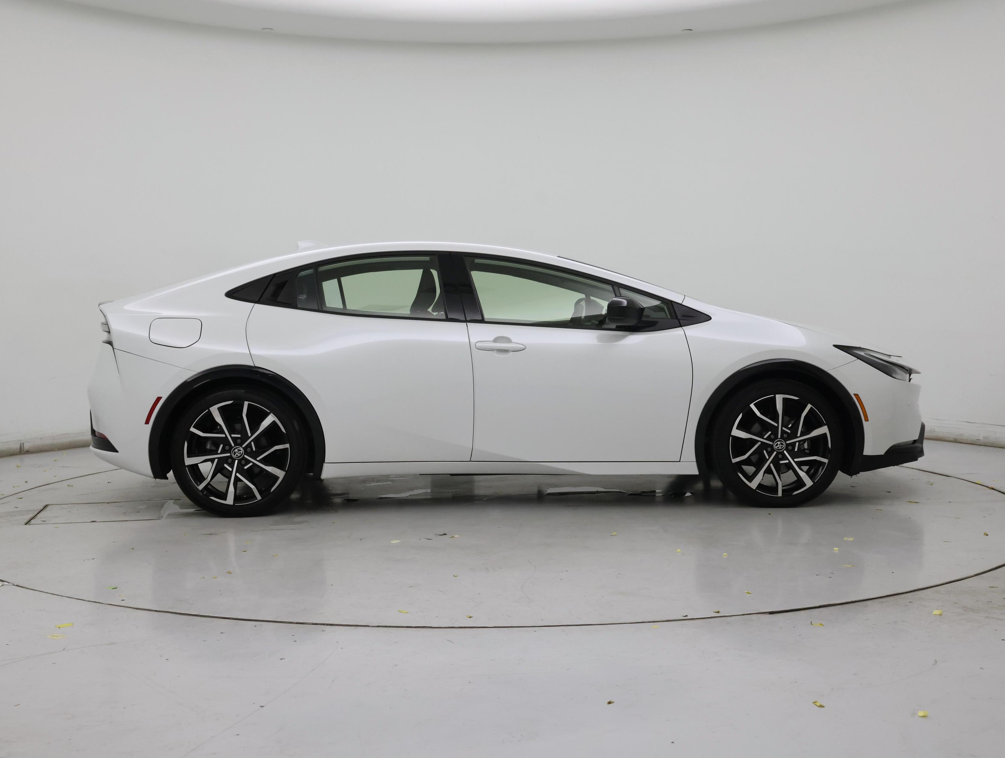 Thumbnail: 2024 Toyota Prius Prime - 7