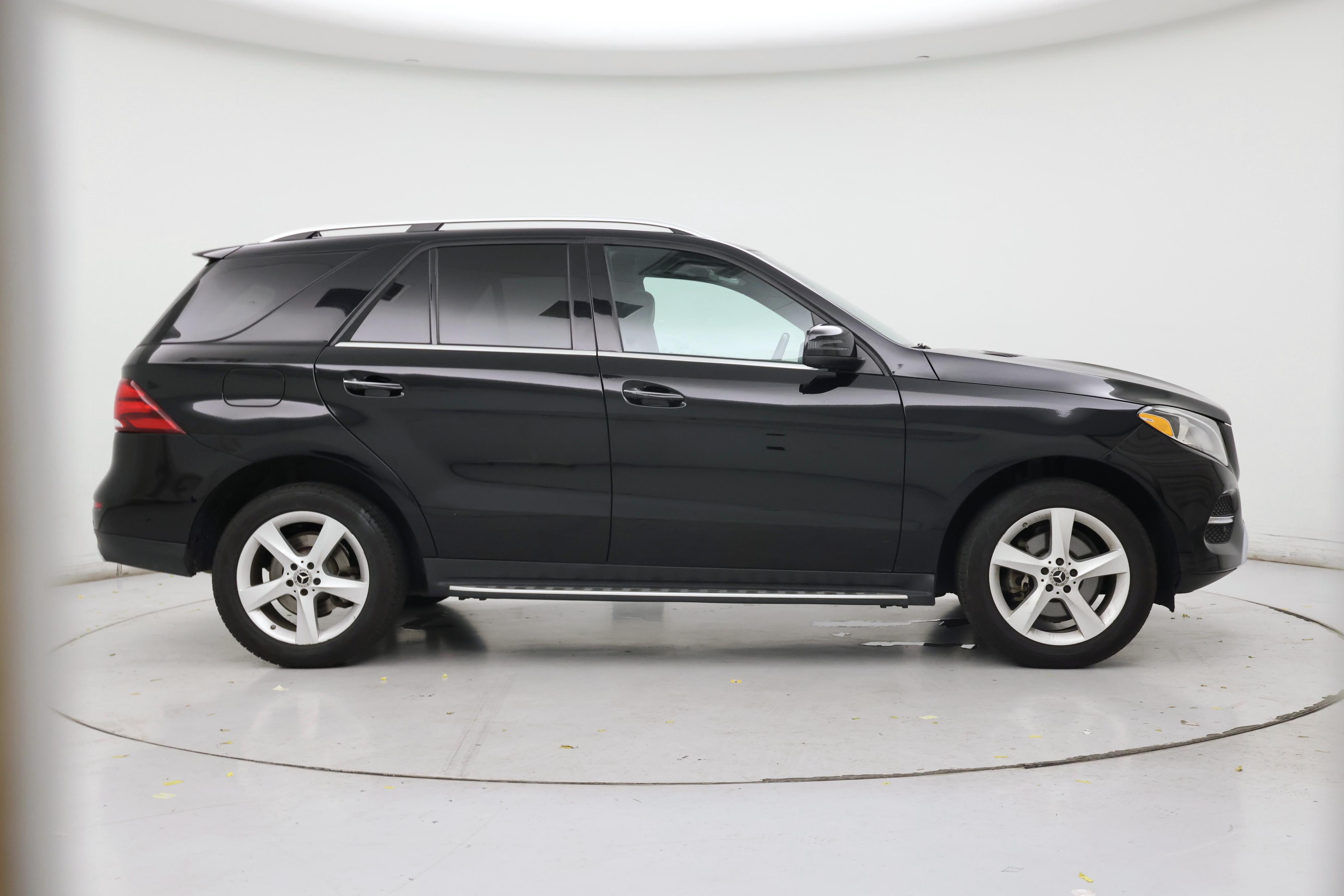Thumbnail: 2018 Mercedes-Benz GLE - 7