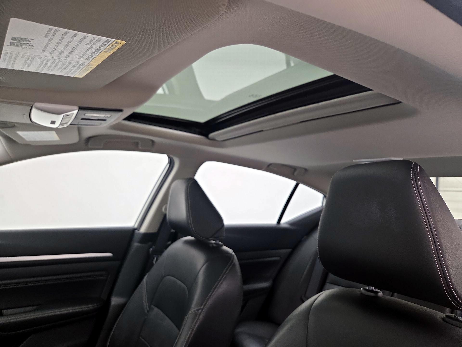 Thumbnail: 2019 Nissan Altima - 20