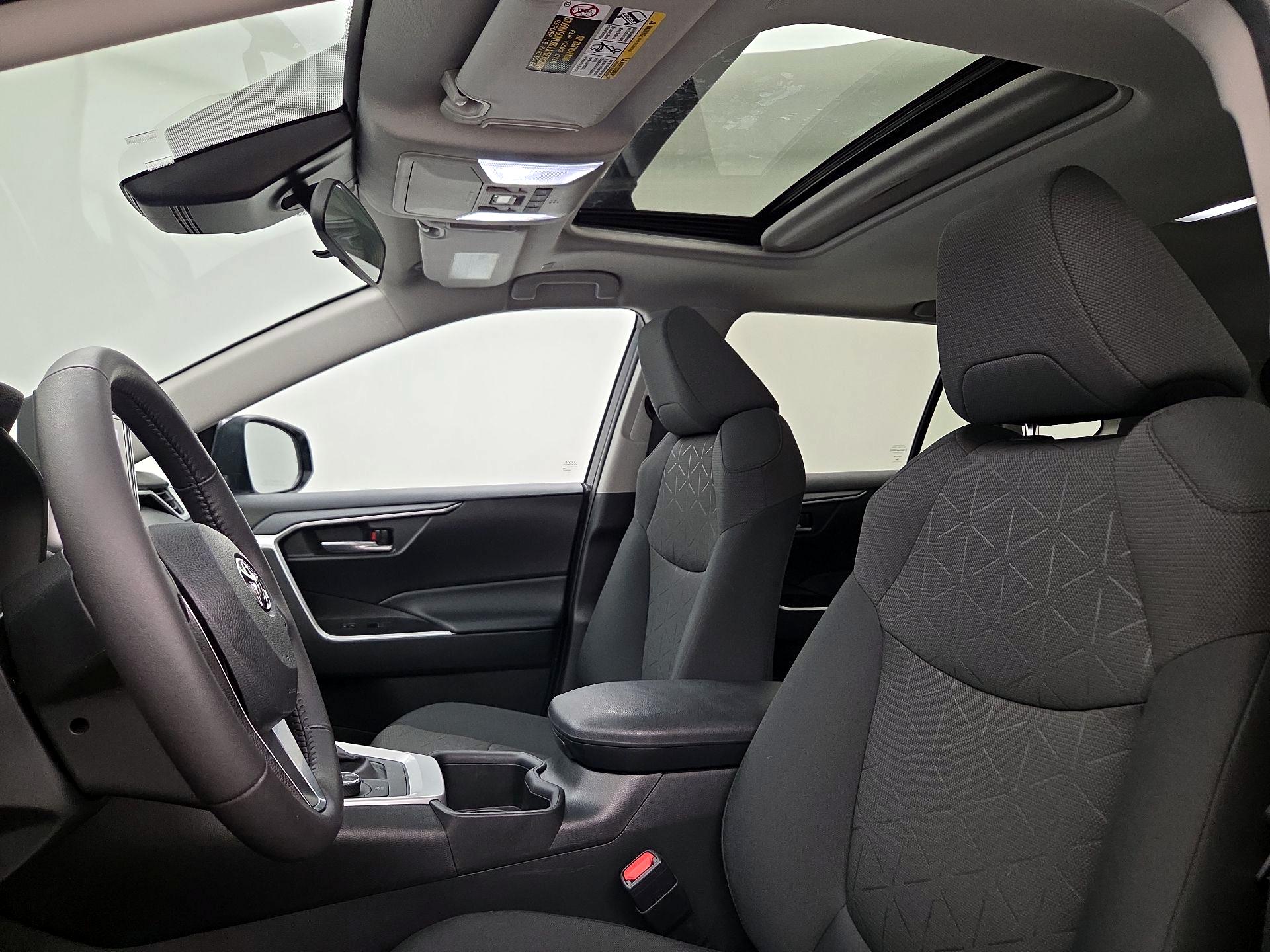 Thumbnail: 2024 Toyota RAV4 - 19