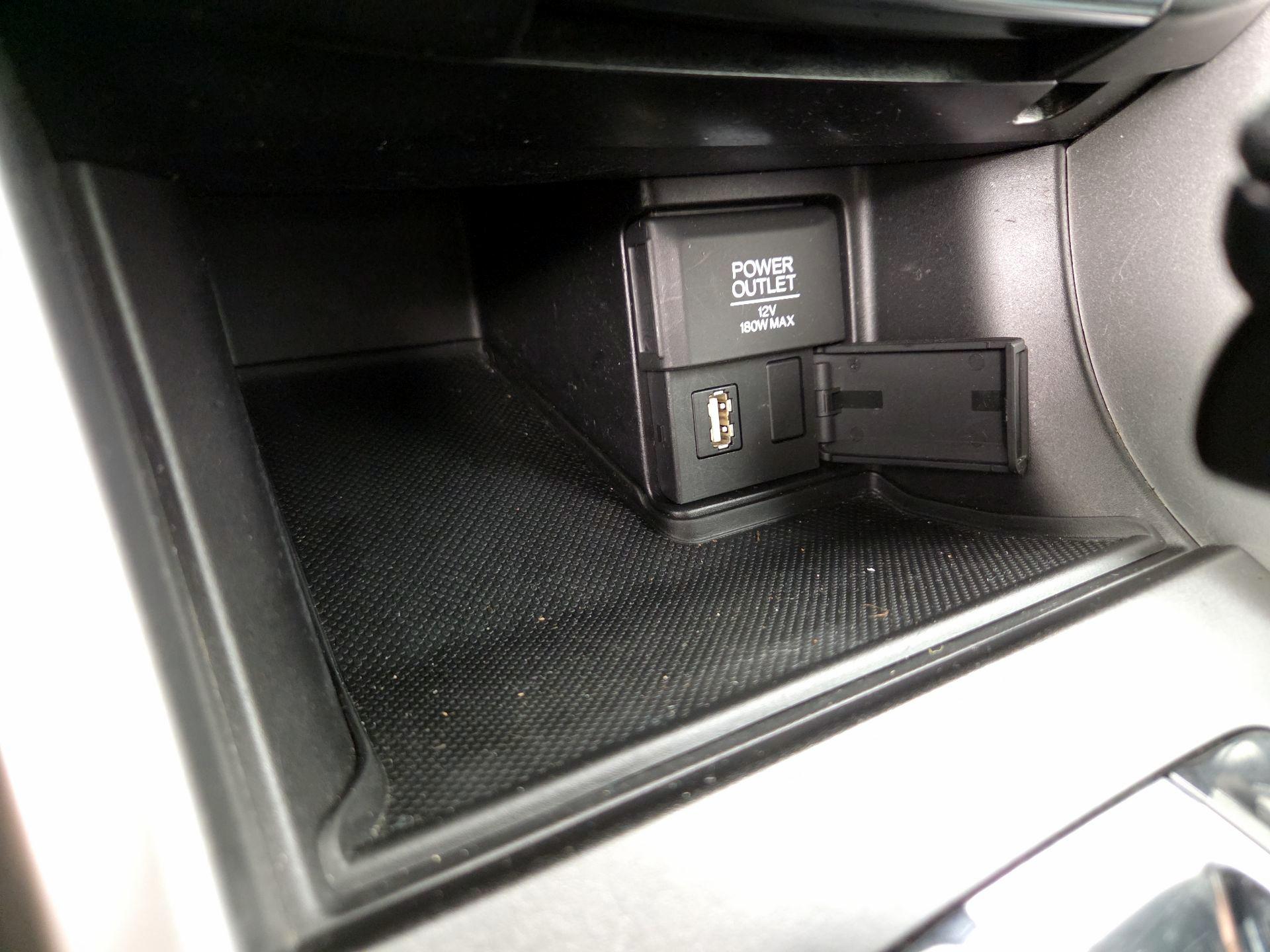 Thumbnail: 2015 Honda Accord - 18