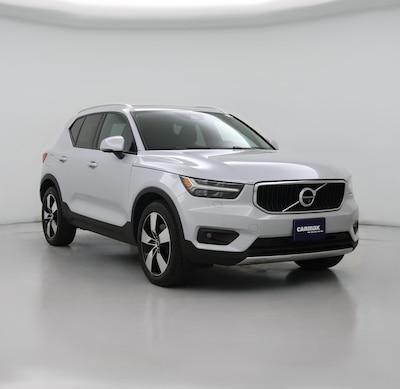 2021 Volvo XC40 T5 Momentum