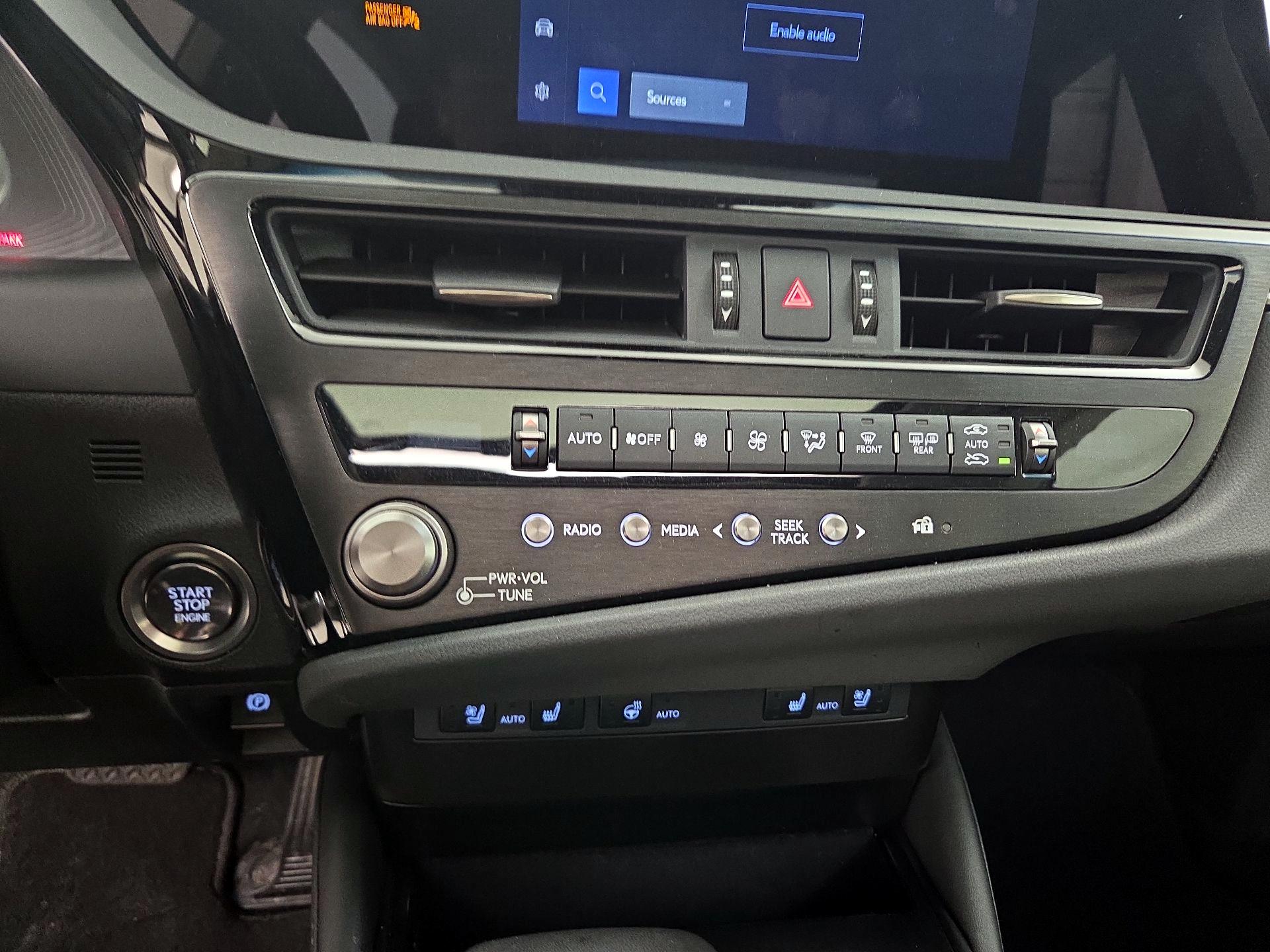 Thumbnail: 2024 Lexus ES - 15