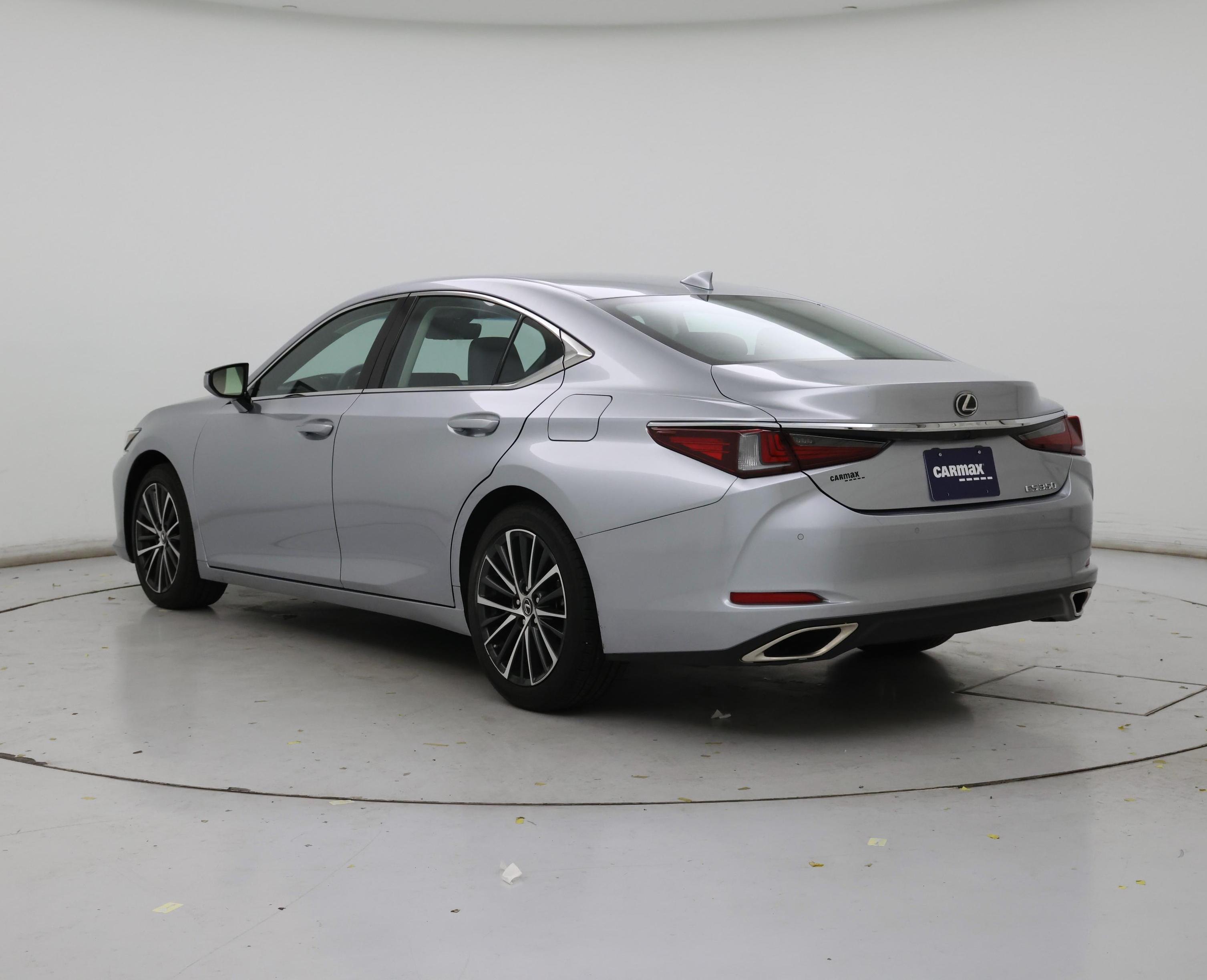 Thumbnail: 2024 Lexus ES - 2