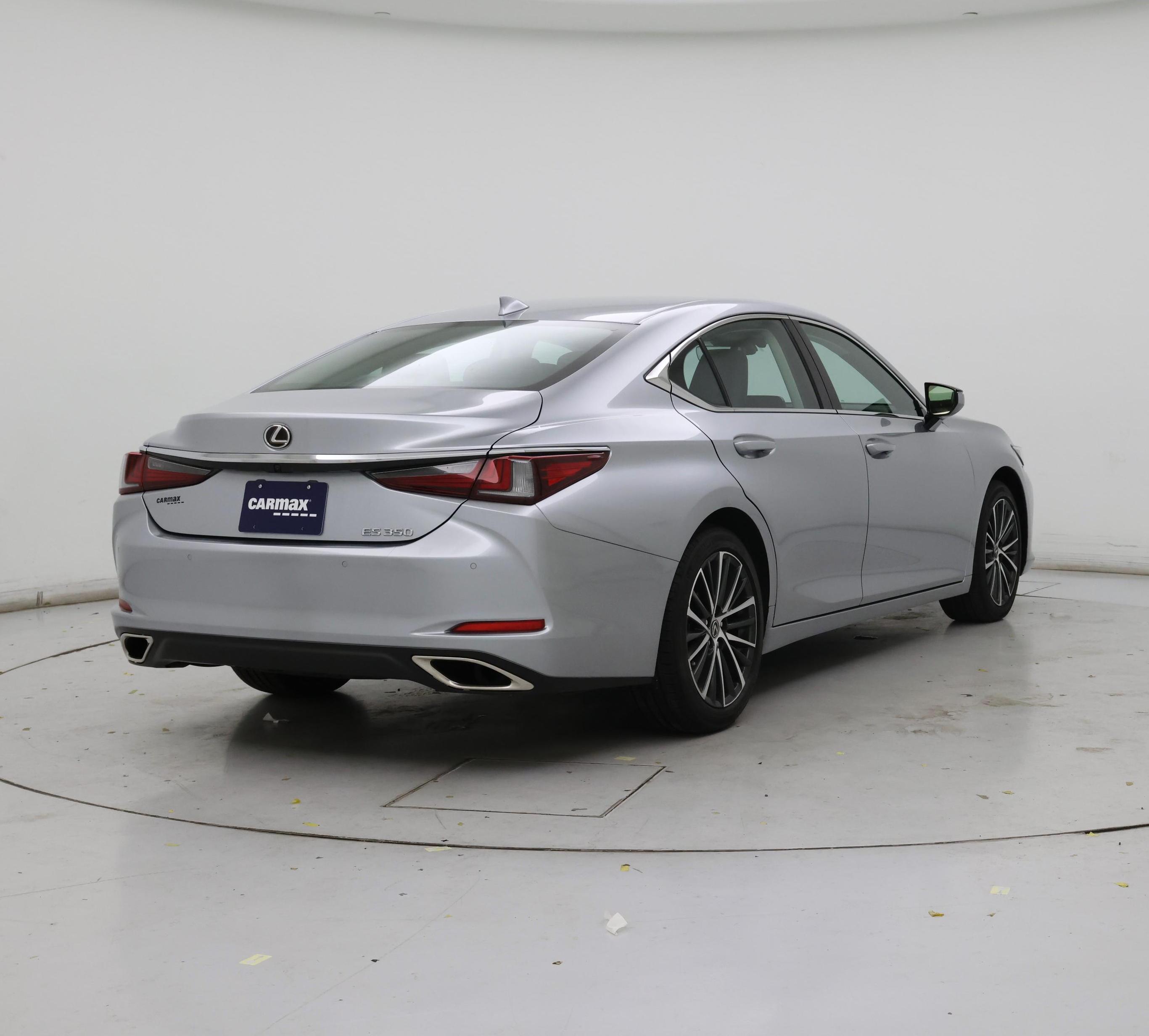 Thumbnail: 2024 Lexus ES - 8