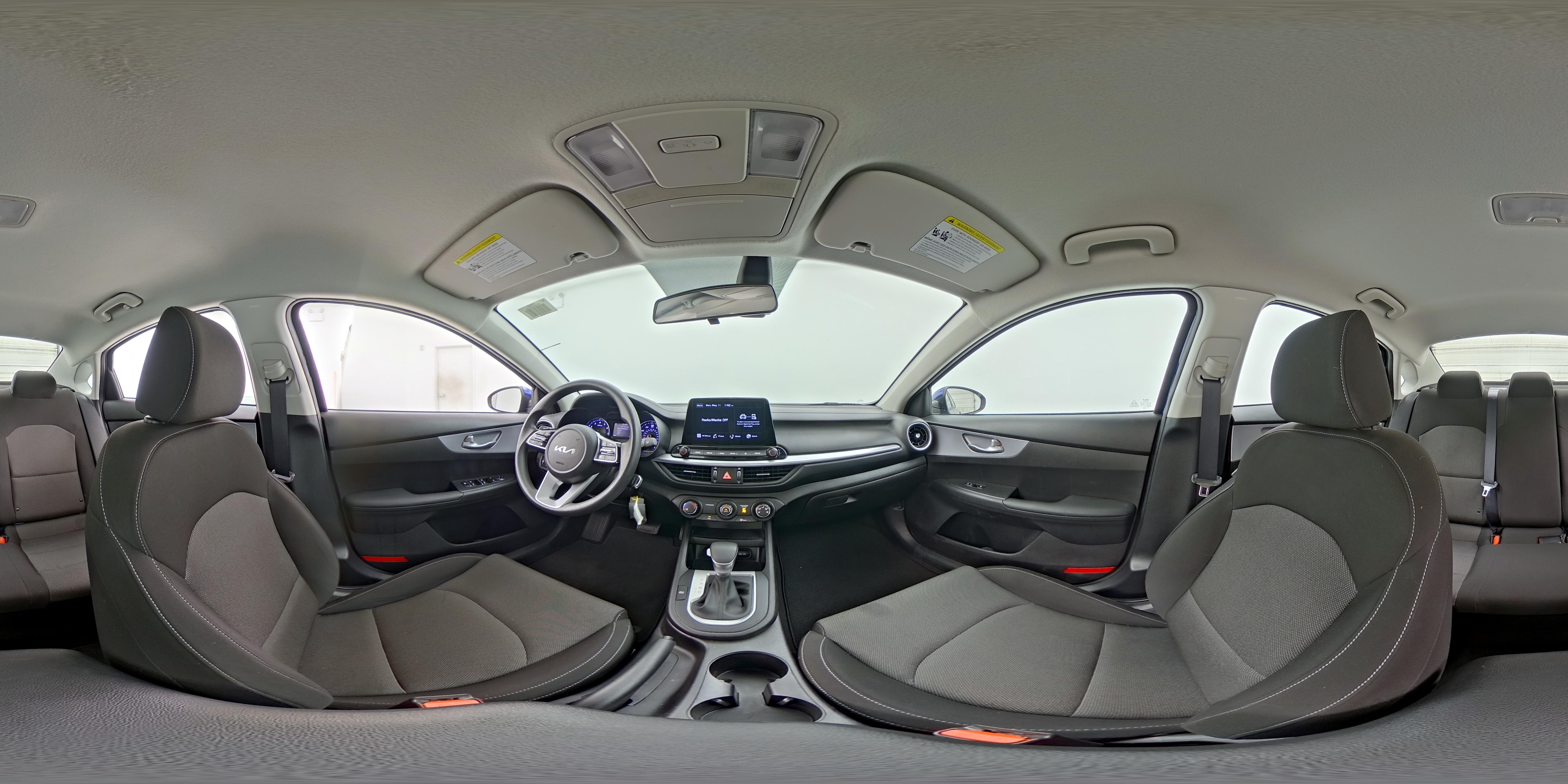 2023 Kia Forte LXS - Photo 24