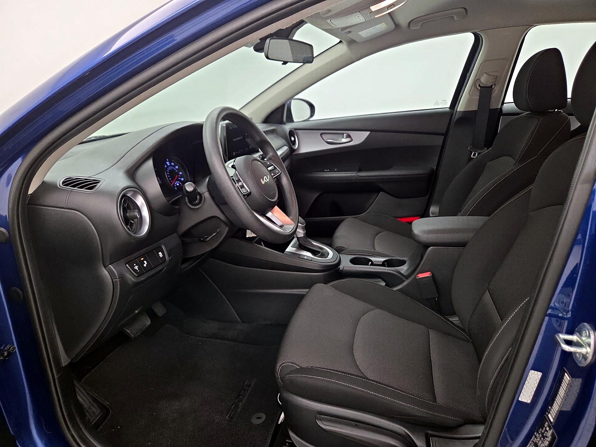 Thumbnail: 2023 Kia Forte - 11