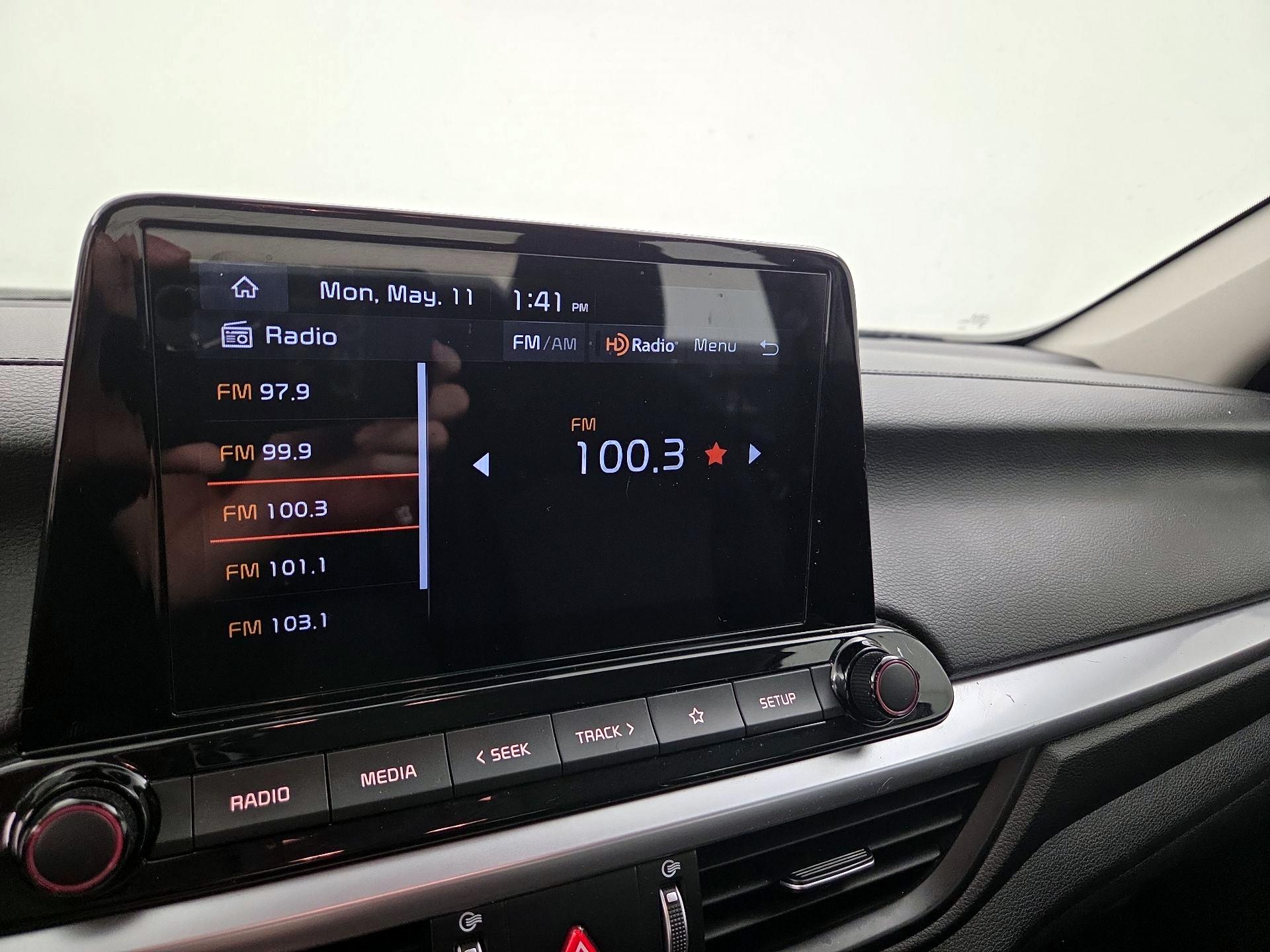 Thumbnail: 2023 Kia Forte - 15