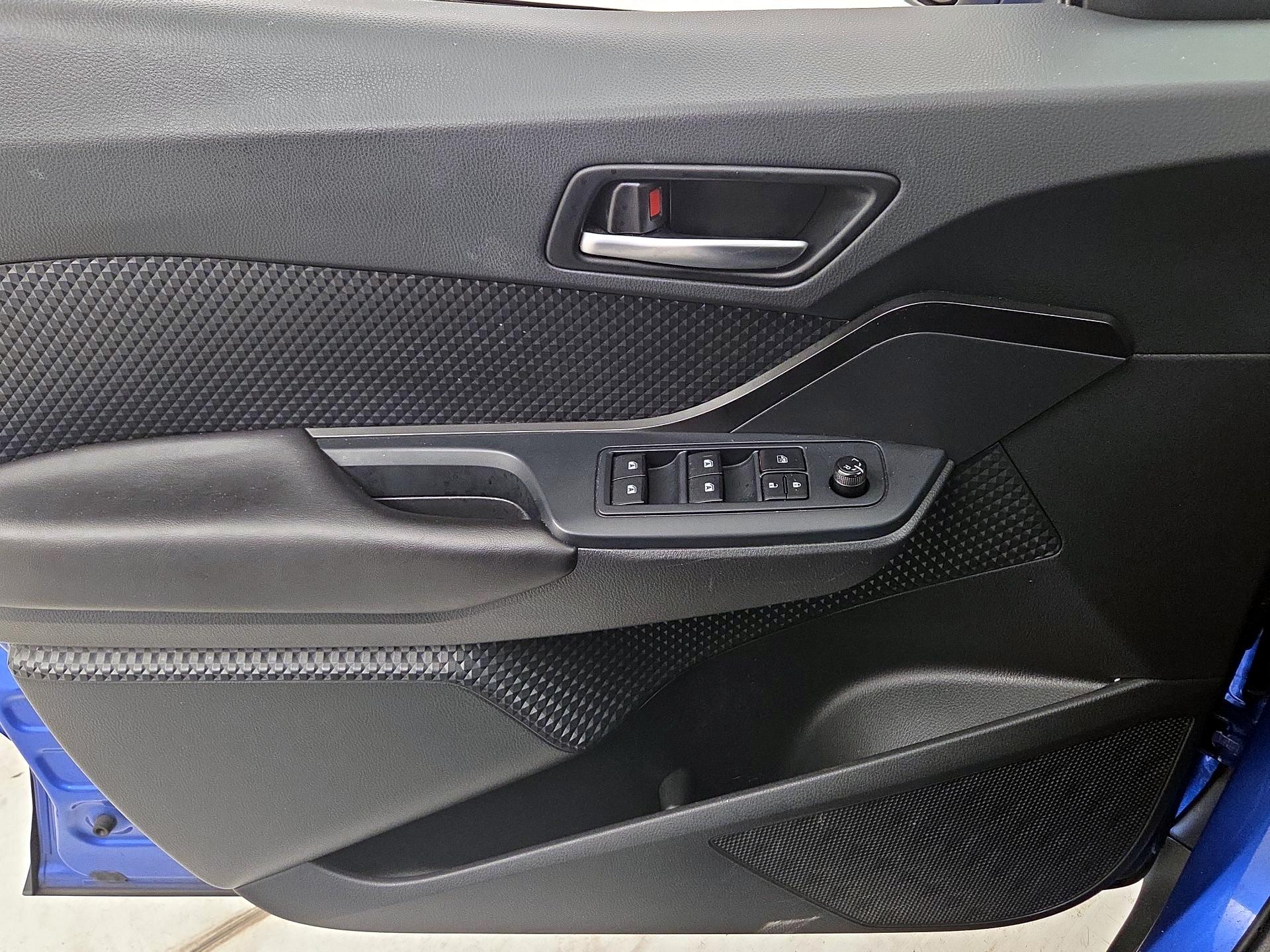 Thumbnail: 2019 Toyota C-HR - 12