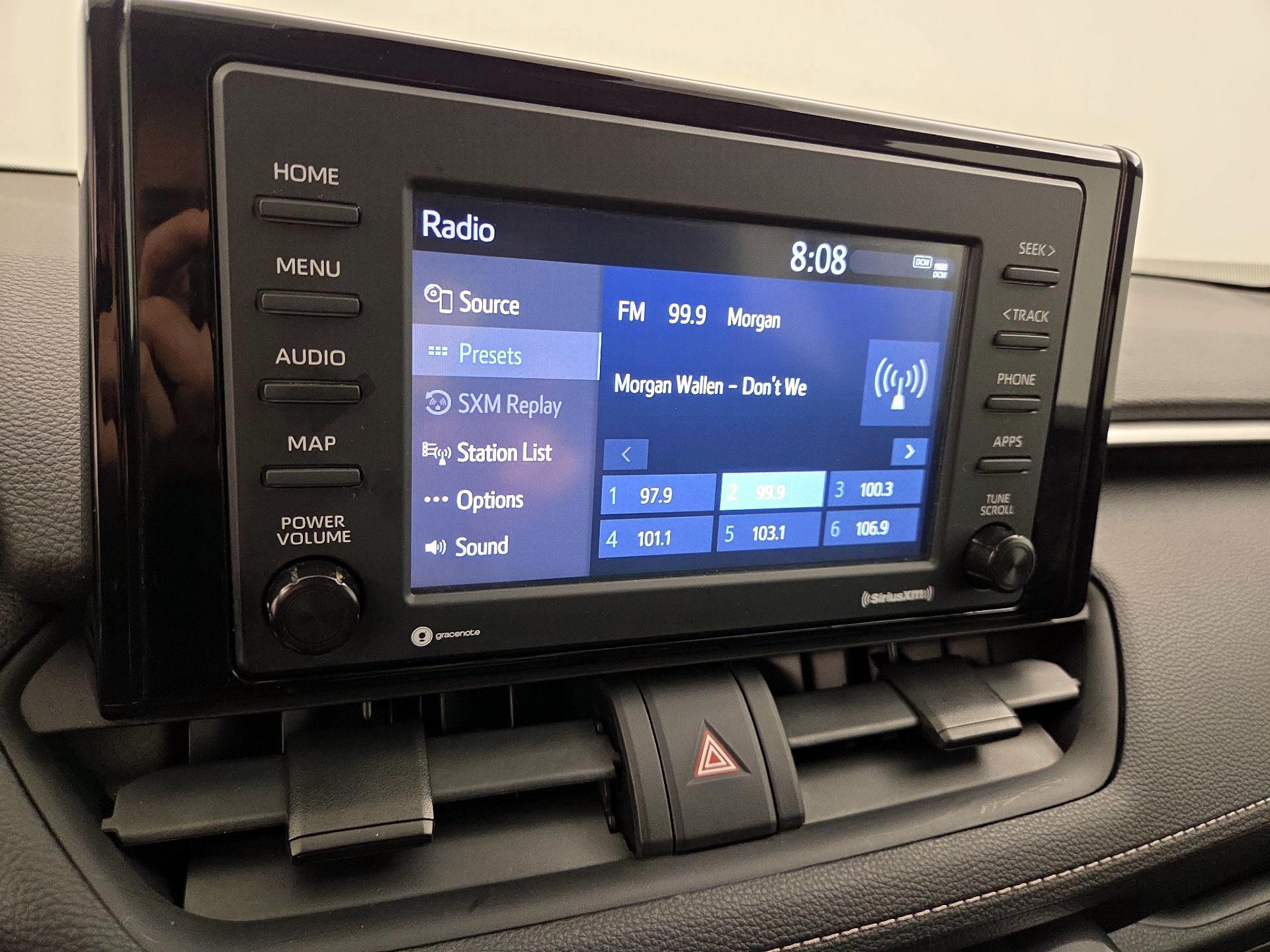 Thumbnail: 2021 Toyota RAV4 - 15