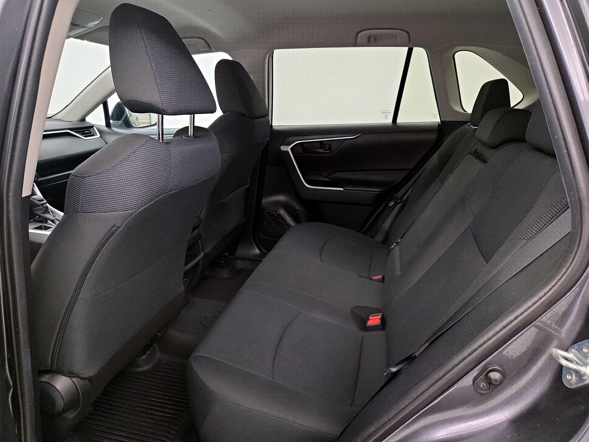 Thumbnail: 2021 Toyota RAV4 - 19