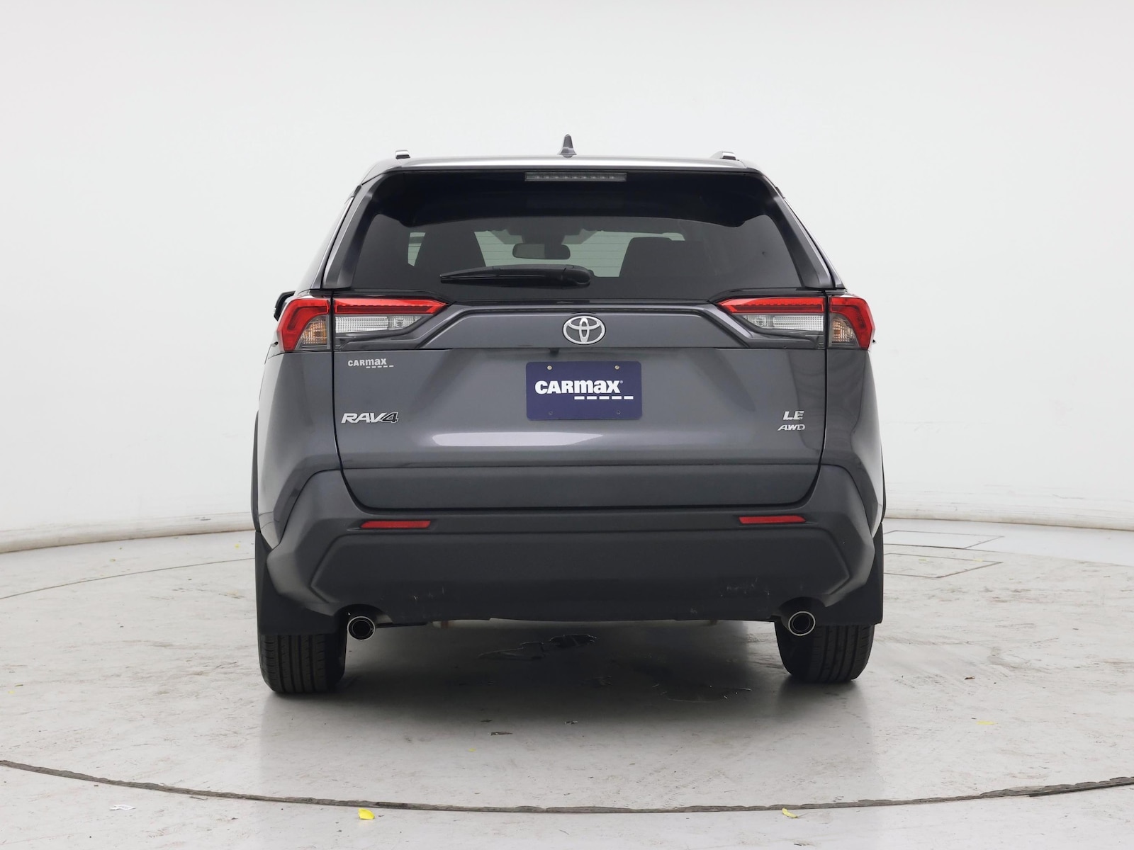 2021 Toyota RAV4 LE - Photo 7