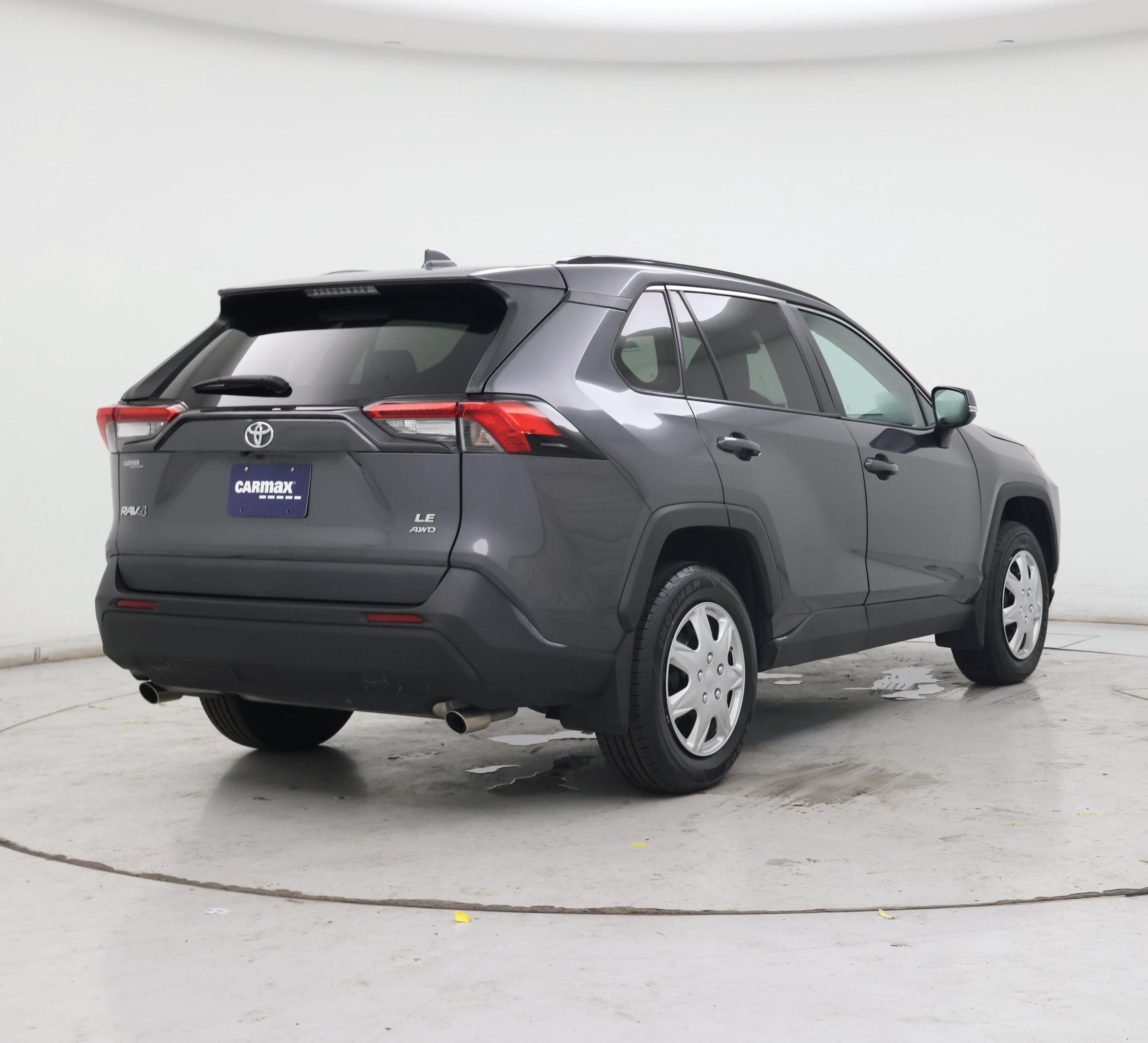 Thumbnail: 2021 Toyota RAV4 - 8