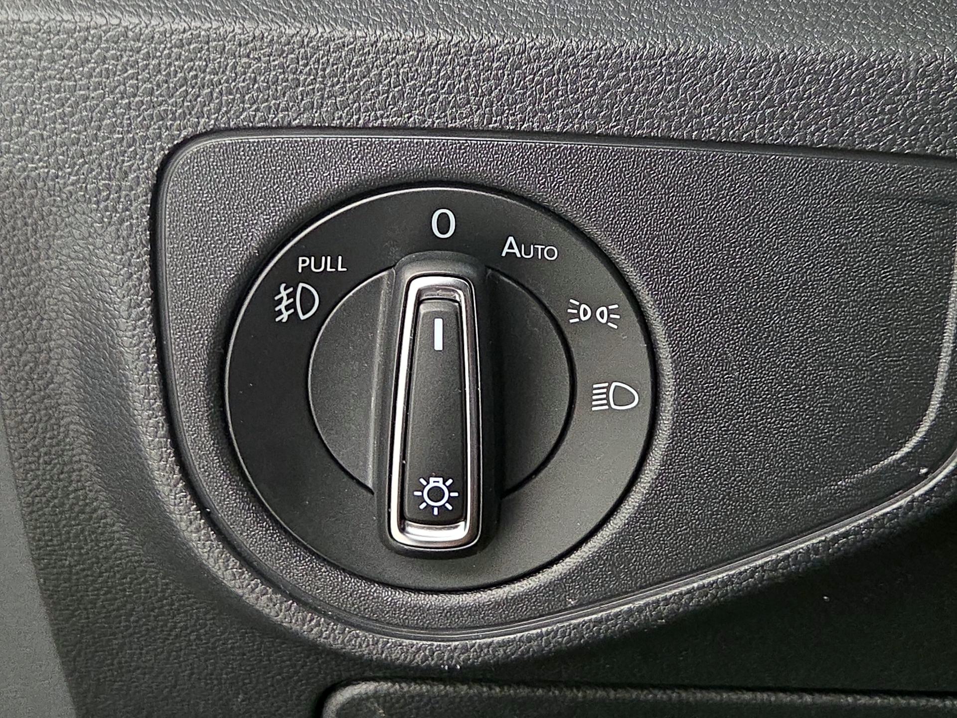 Thumbnail: 2019 Volkswagen Atlas - 13