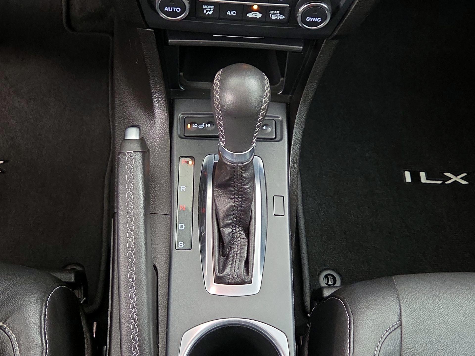 Thumbnail: 2021 Acura ILX - 18