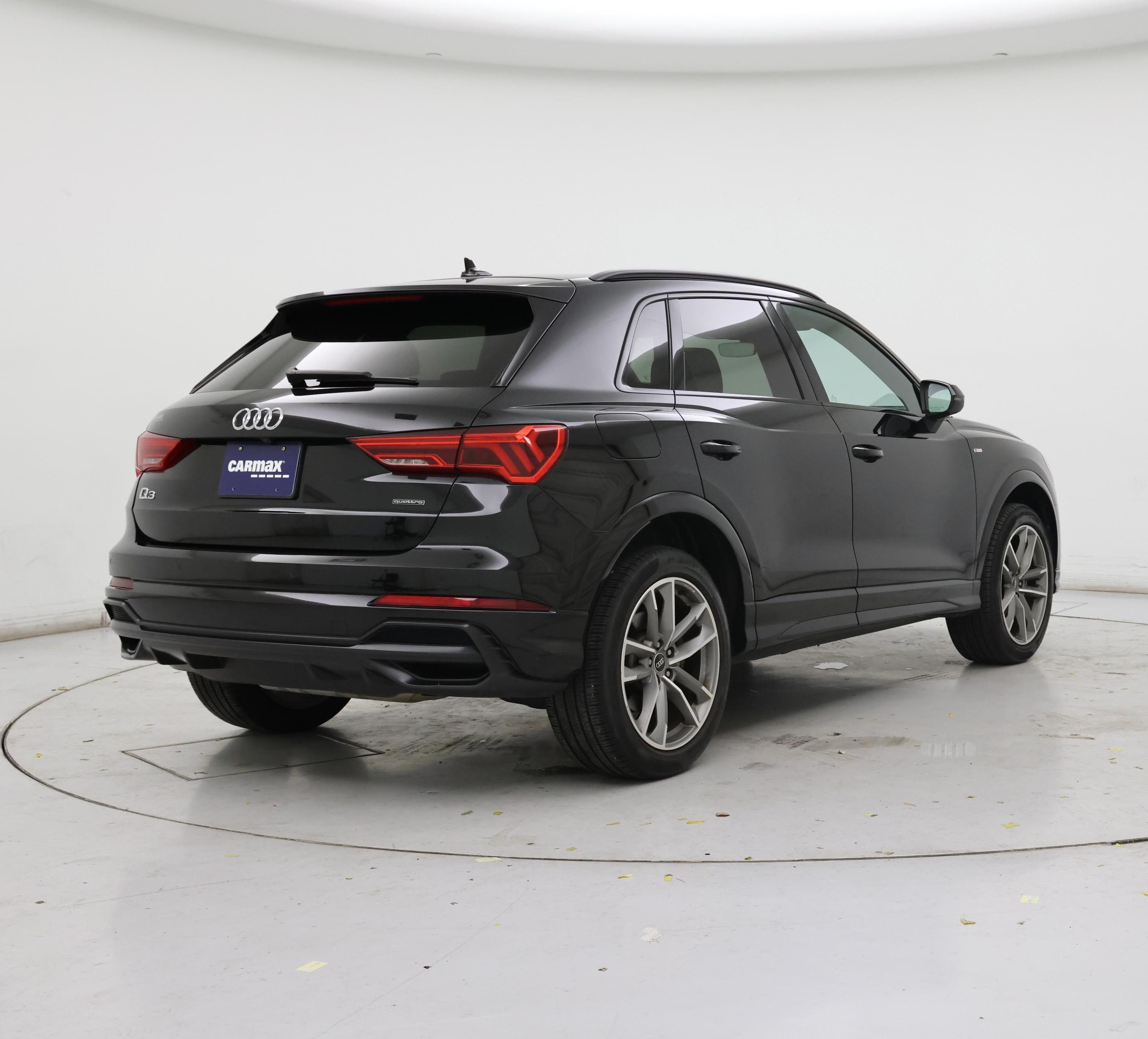 Thumbnail: 2022 Audi Q3 - 8