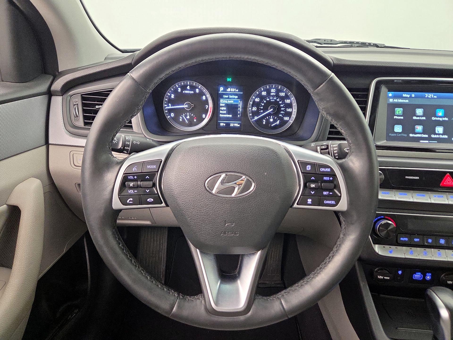 Thumbnail: 2019 Hyundai Sonata - 10