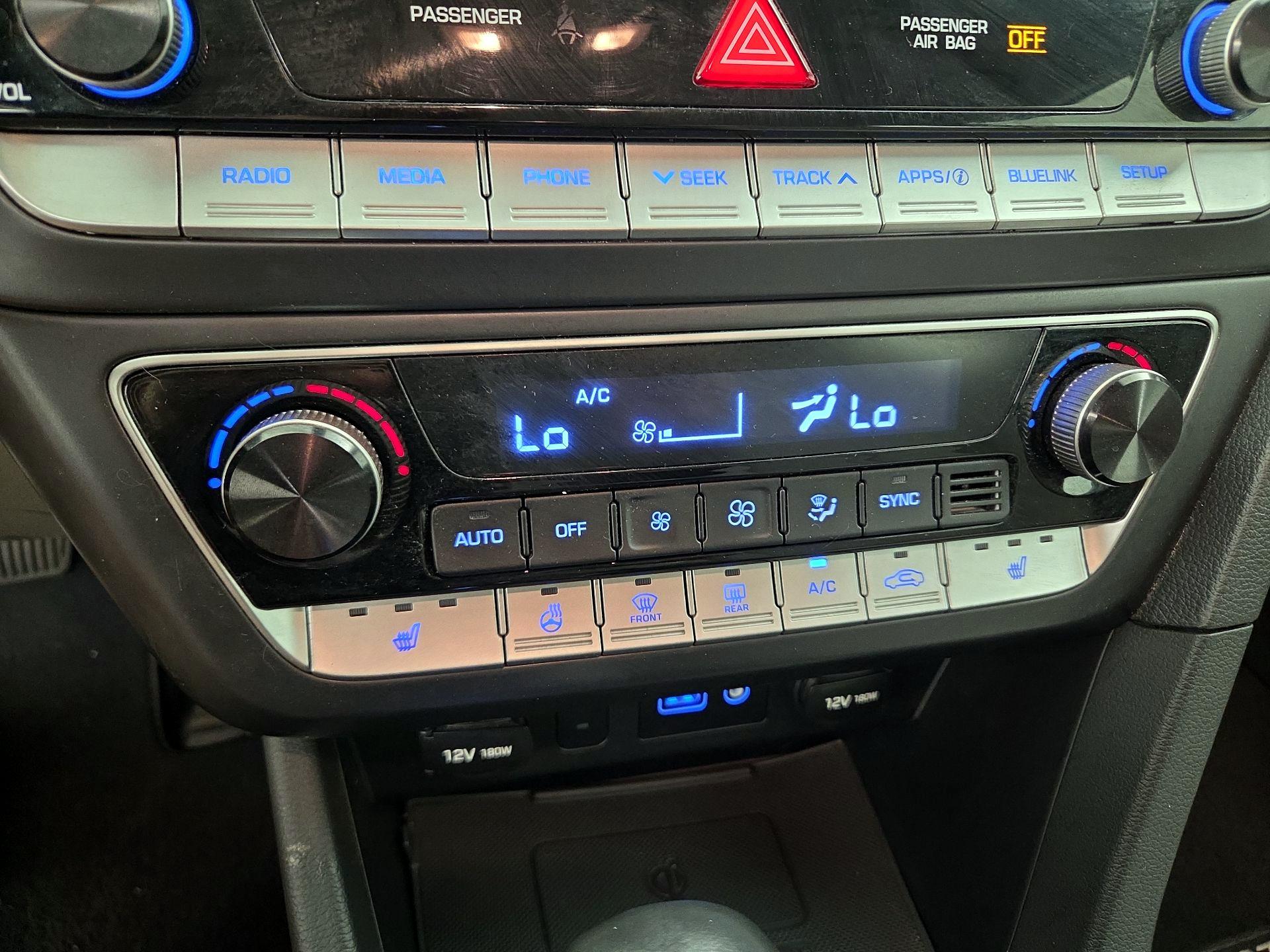 Thumbnail: 2019 Hyundai Sonata - 16