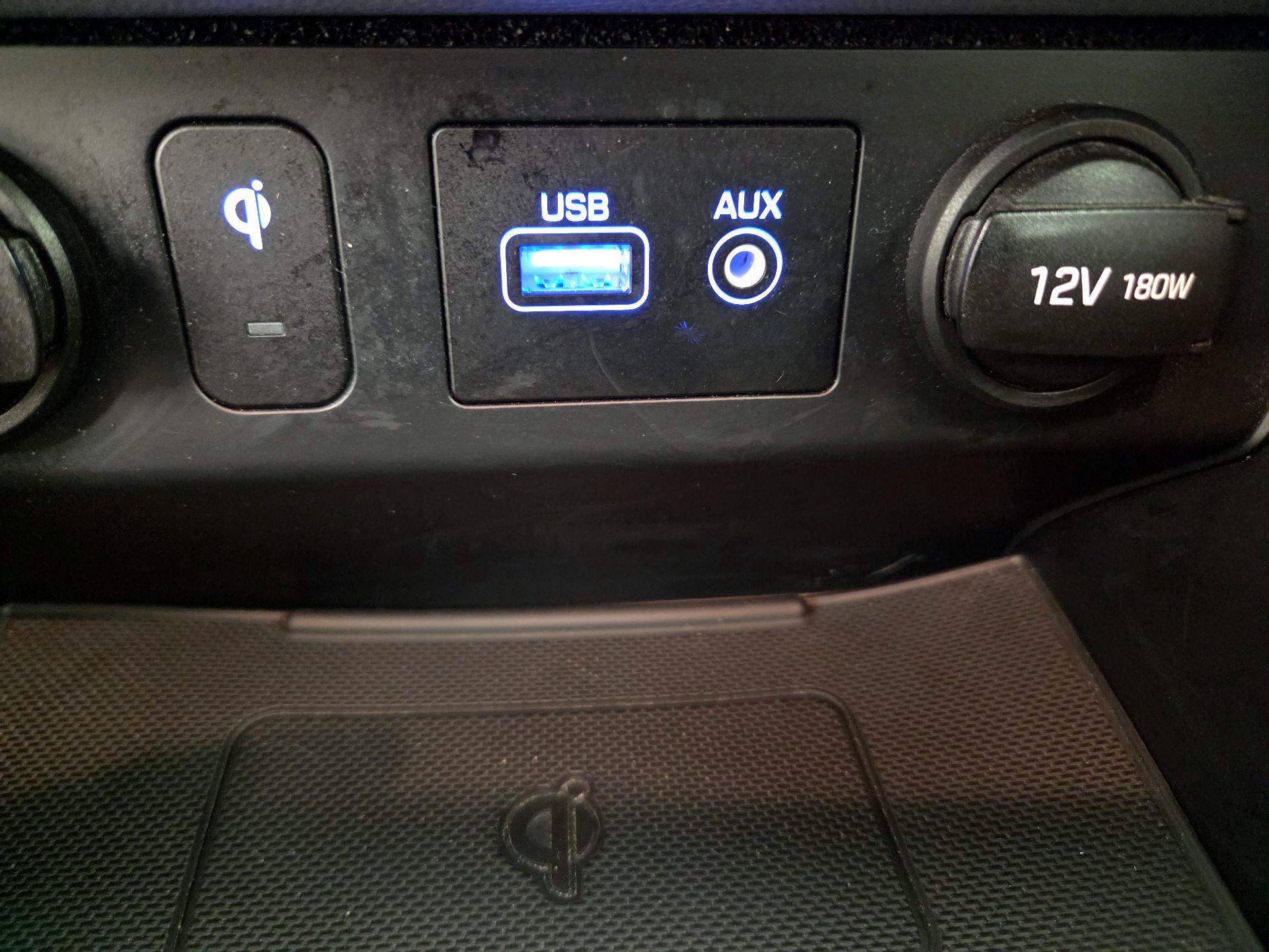 Thumbnail: 2019 Hyundai Sonata - 18