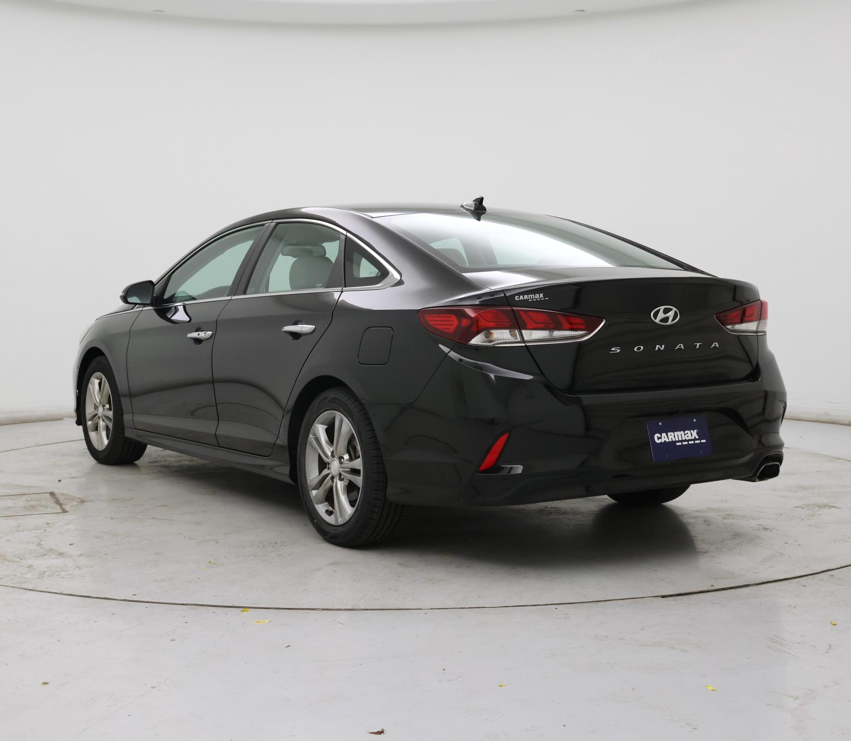 Thumbnail: 2019 Hyundai Sonata - 2