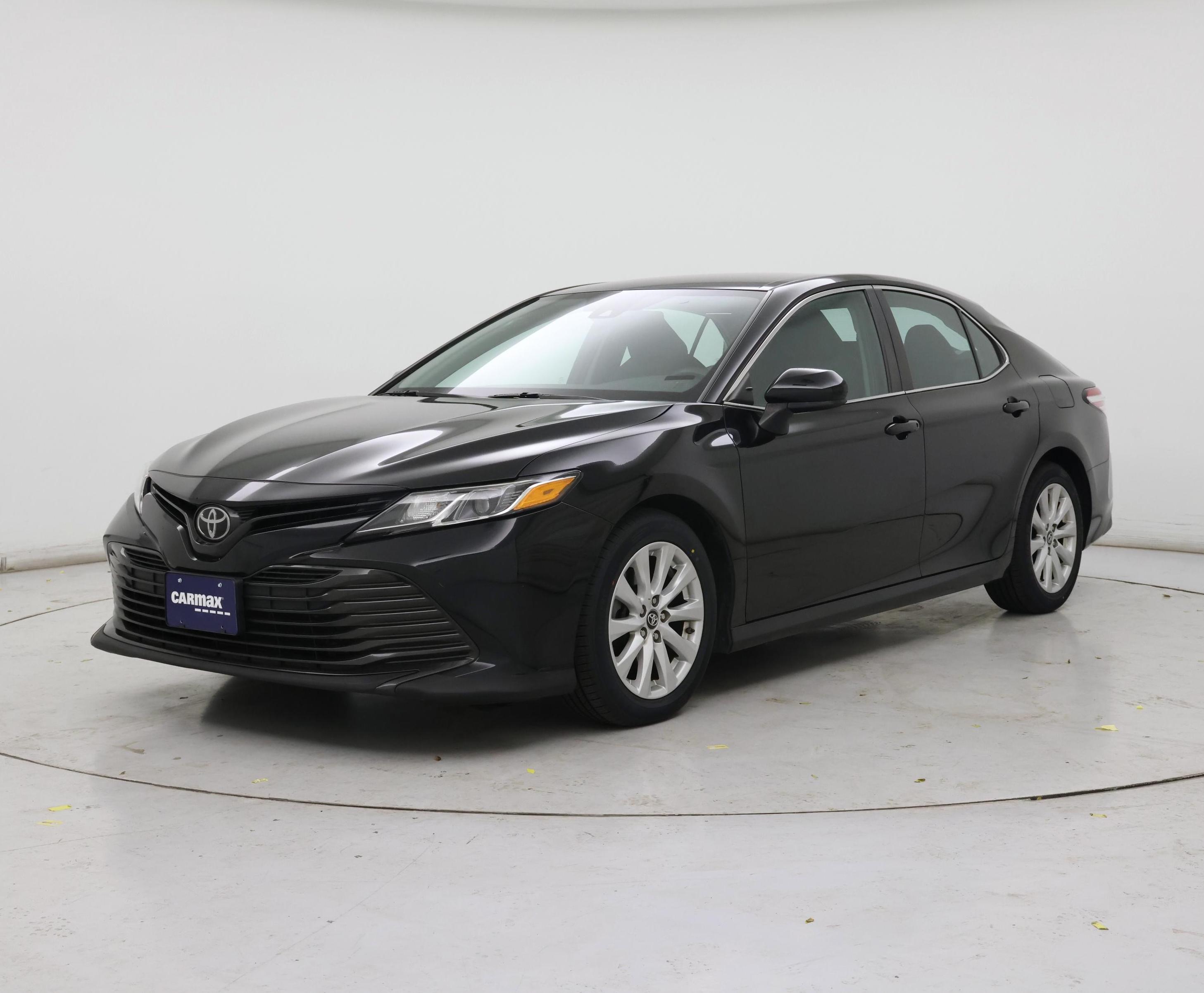 Thumbnail: 2019 Toyota Camry - 4