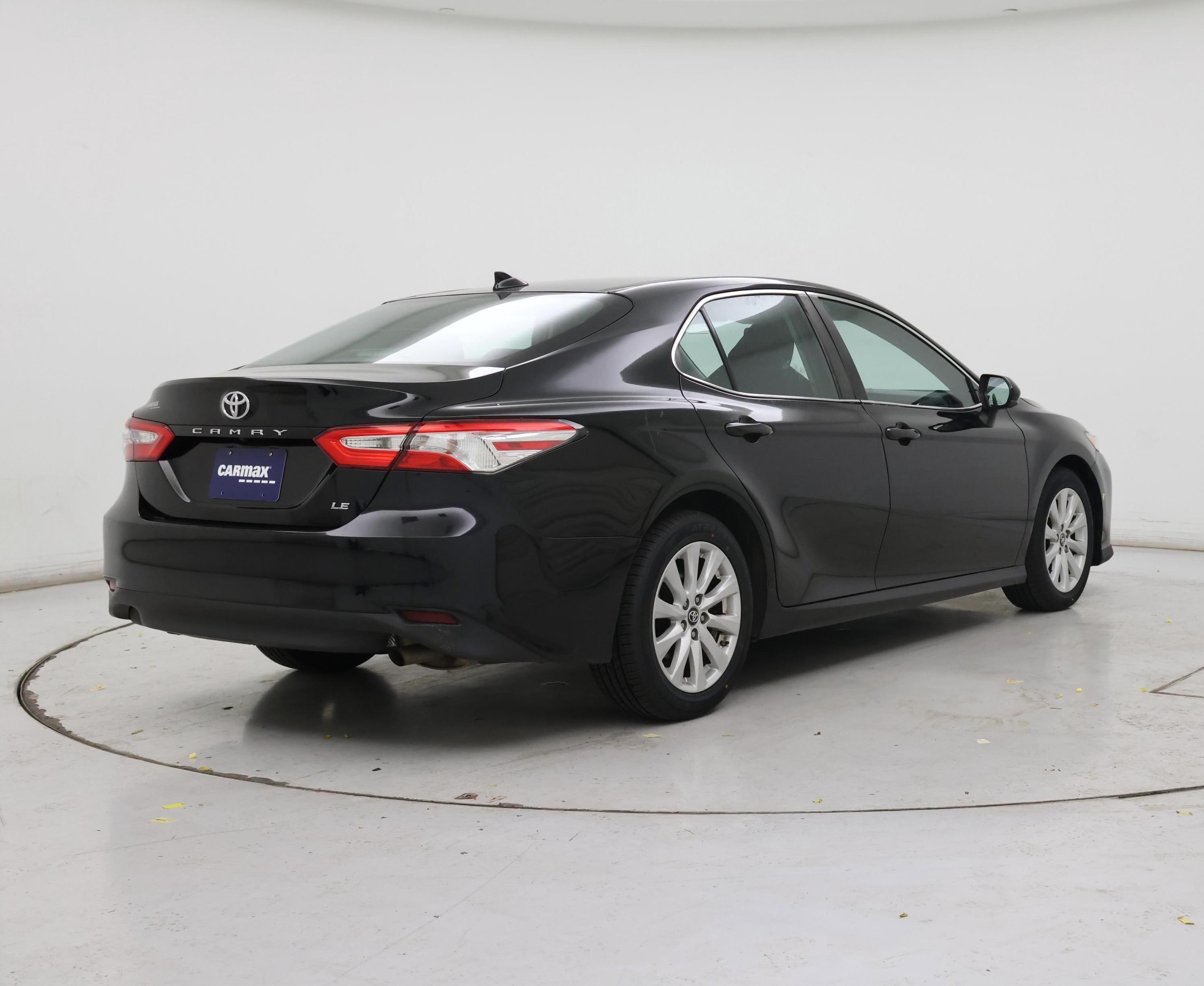 Thumbnail: 2019 Toyota Camry - 8