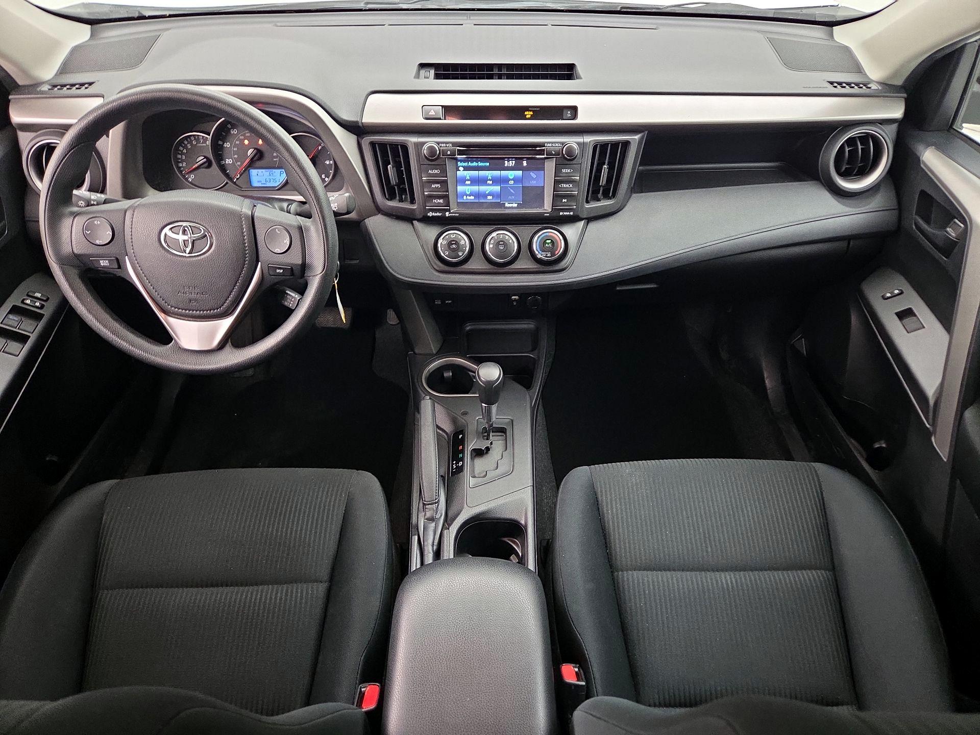 Thumbnail: 2016 Toyota RAV4 - 9