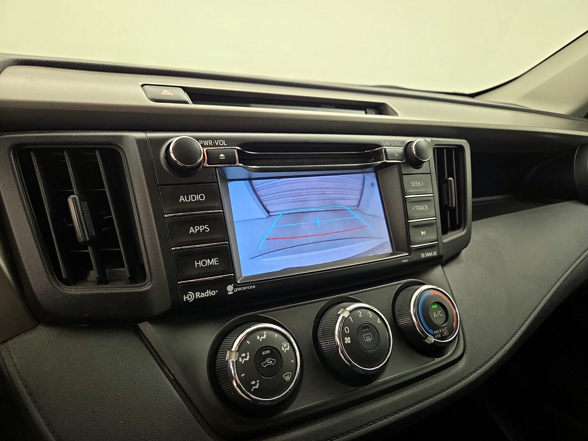Thumbnail: 2016 Toyota RAV4 - 14