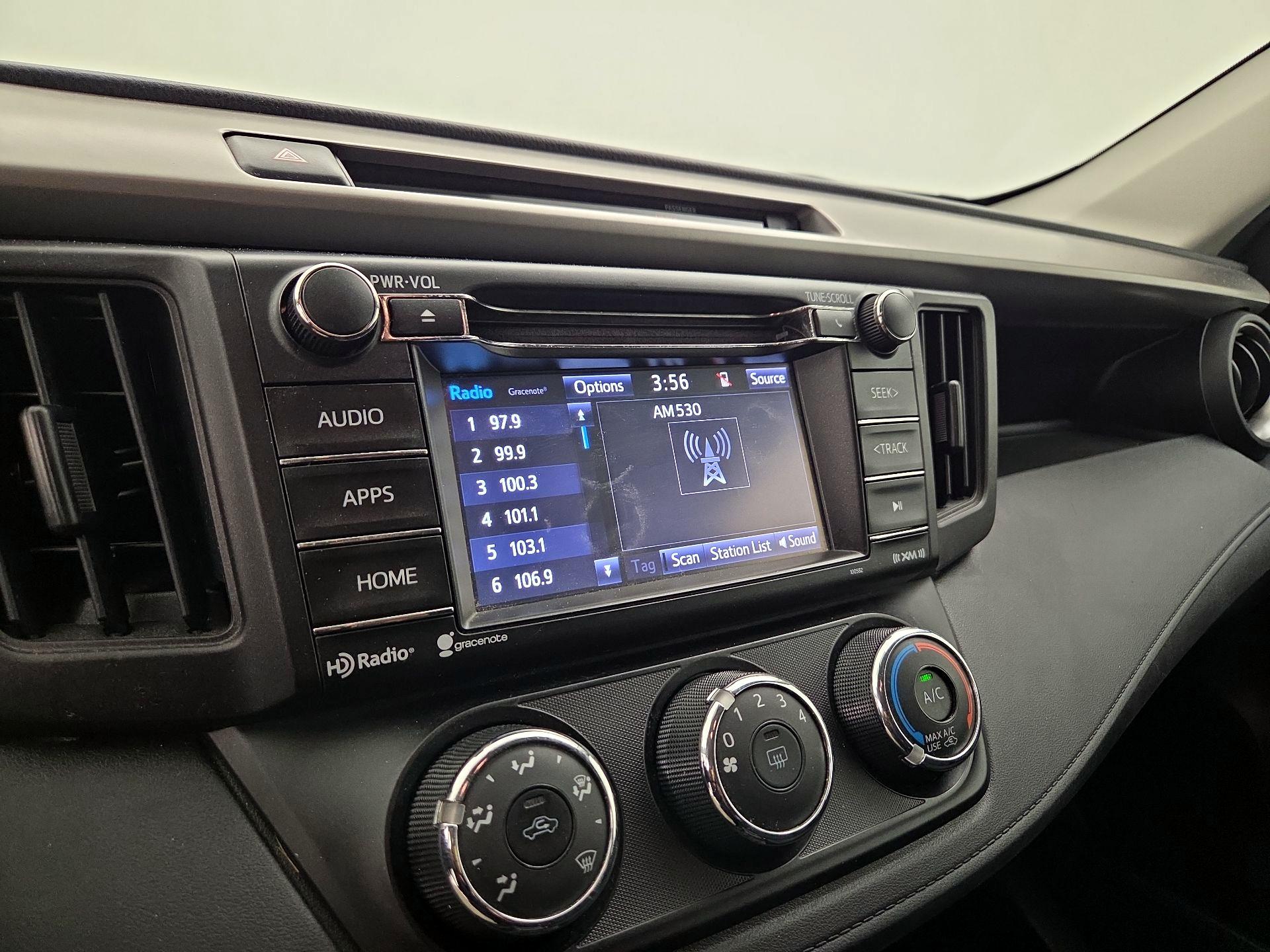 Thumbnail: 2016 Toyota RAV4 - 15