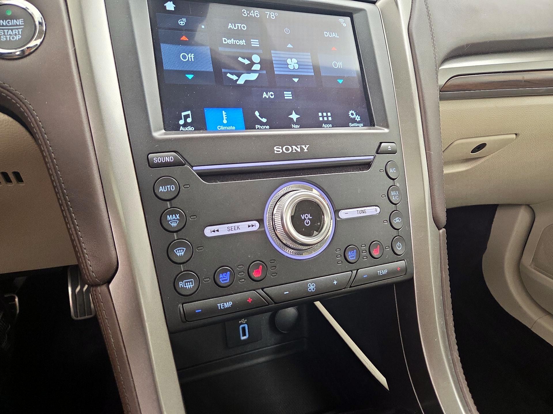 Thumbnail: 2017 Ford Fusion - 16