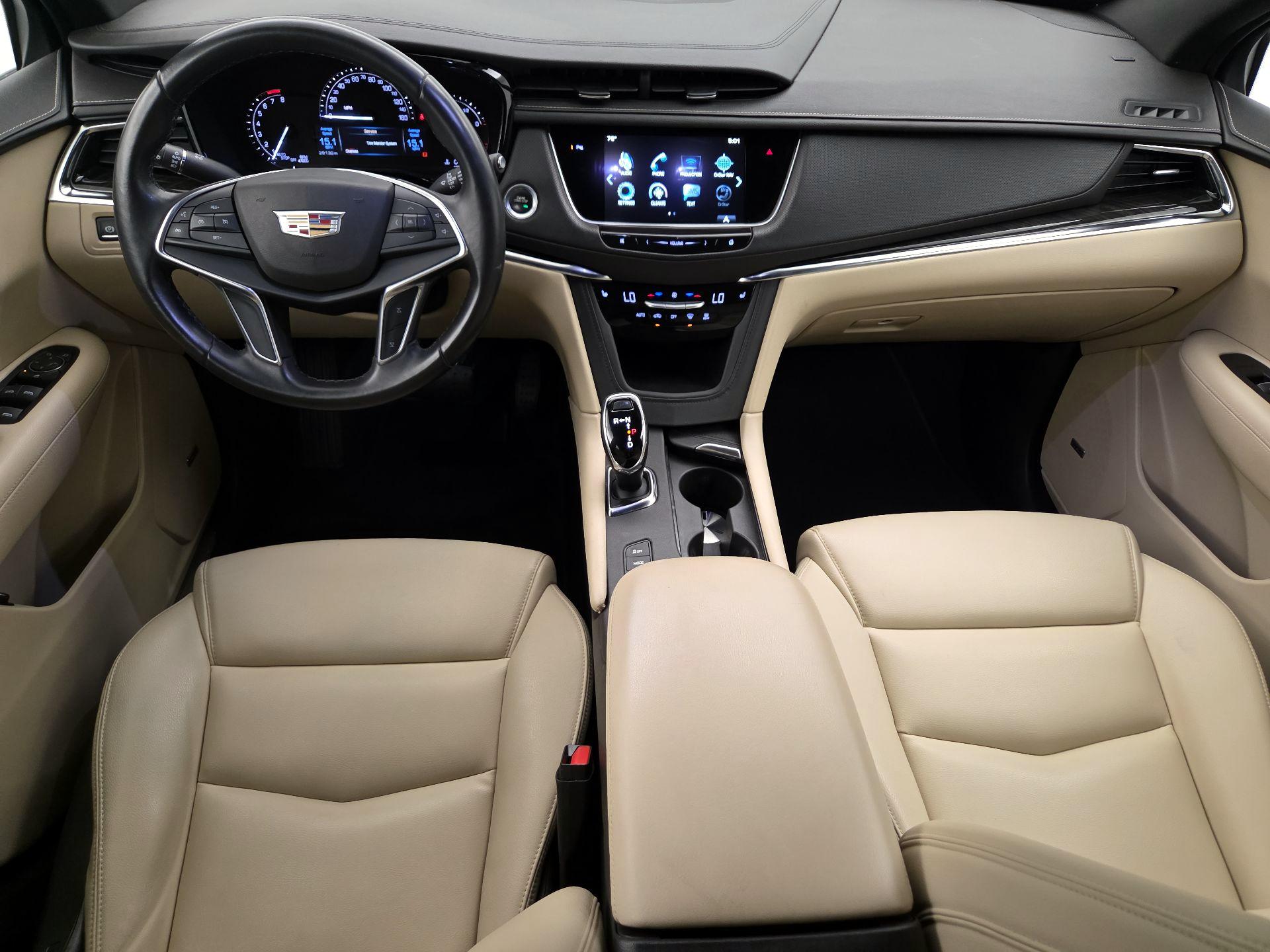 Thumbnail: 2018 Cadillac XT5 - 9