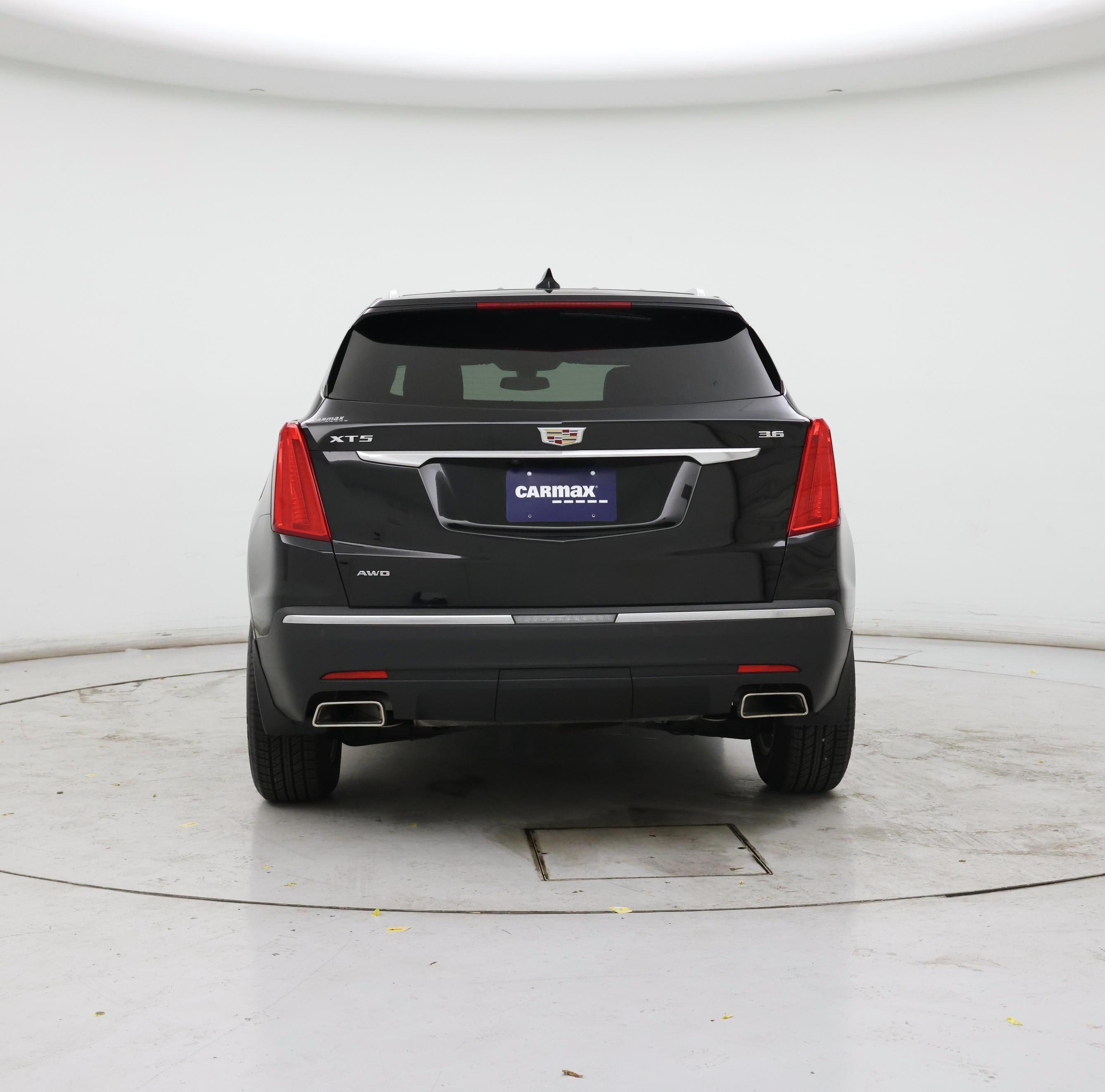 Thumbnail: 2018 Cadillac XT5 - 6
