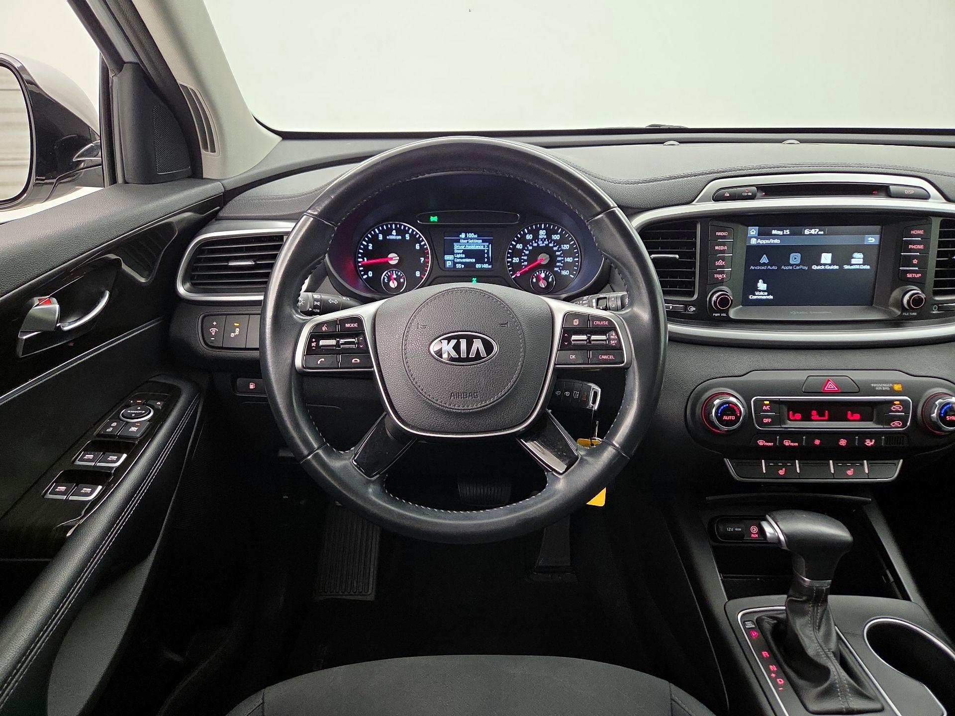 Thumbnail: 2019 Kia Sorento - 10