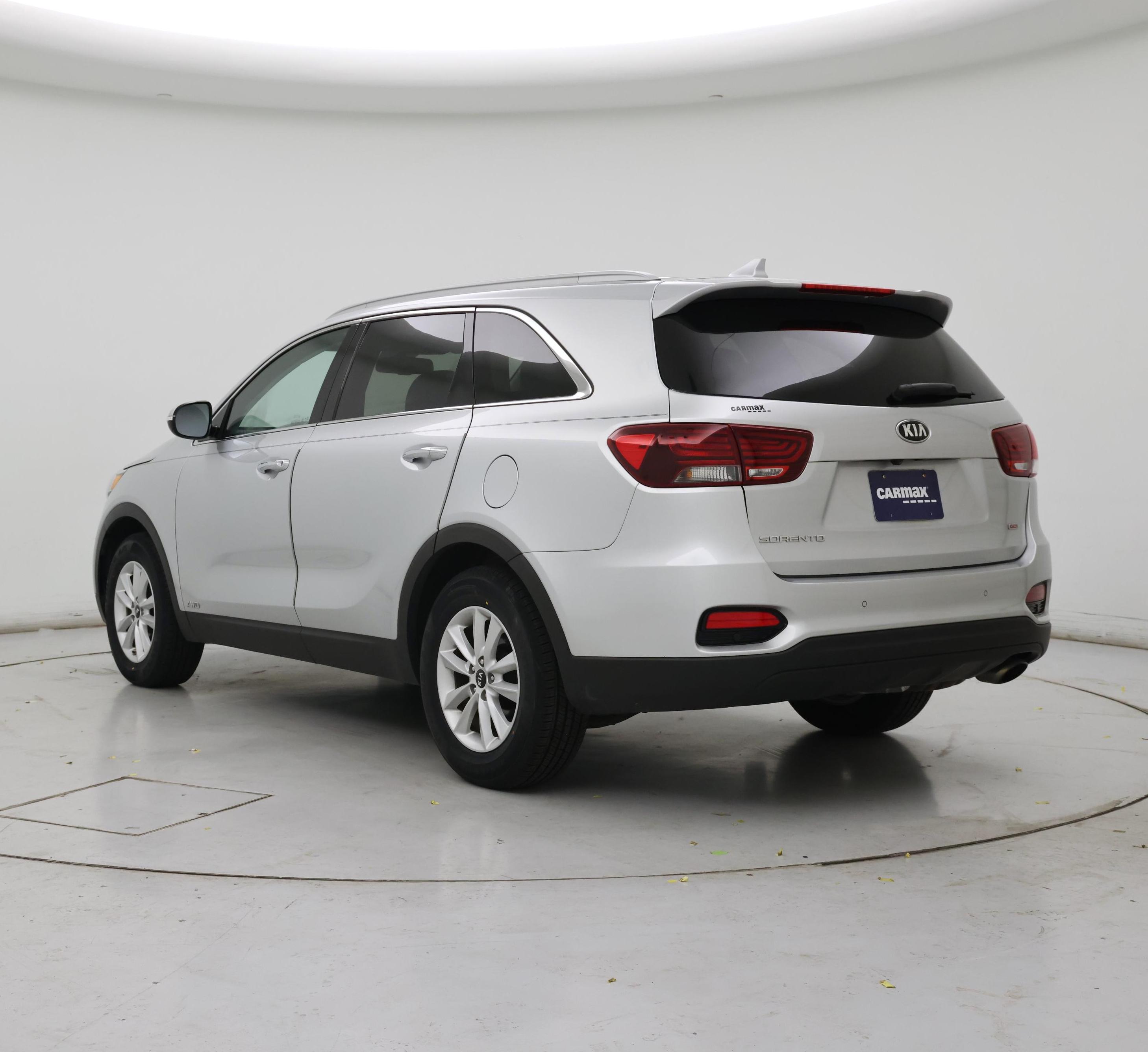 Thumbnail: 2019 Kia Sorento - 2